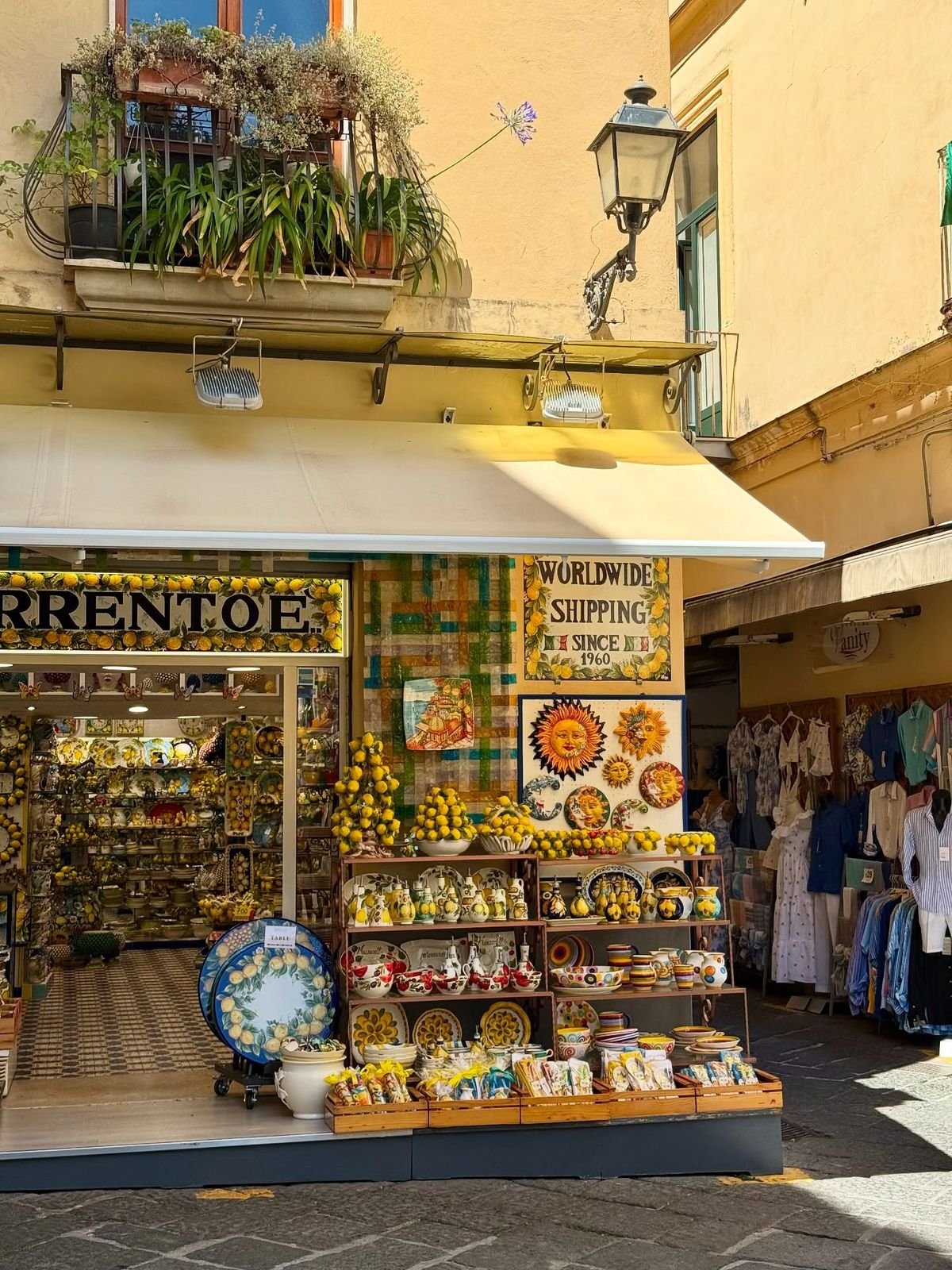sorrentoshop.jpg