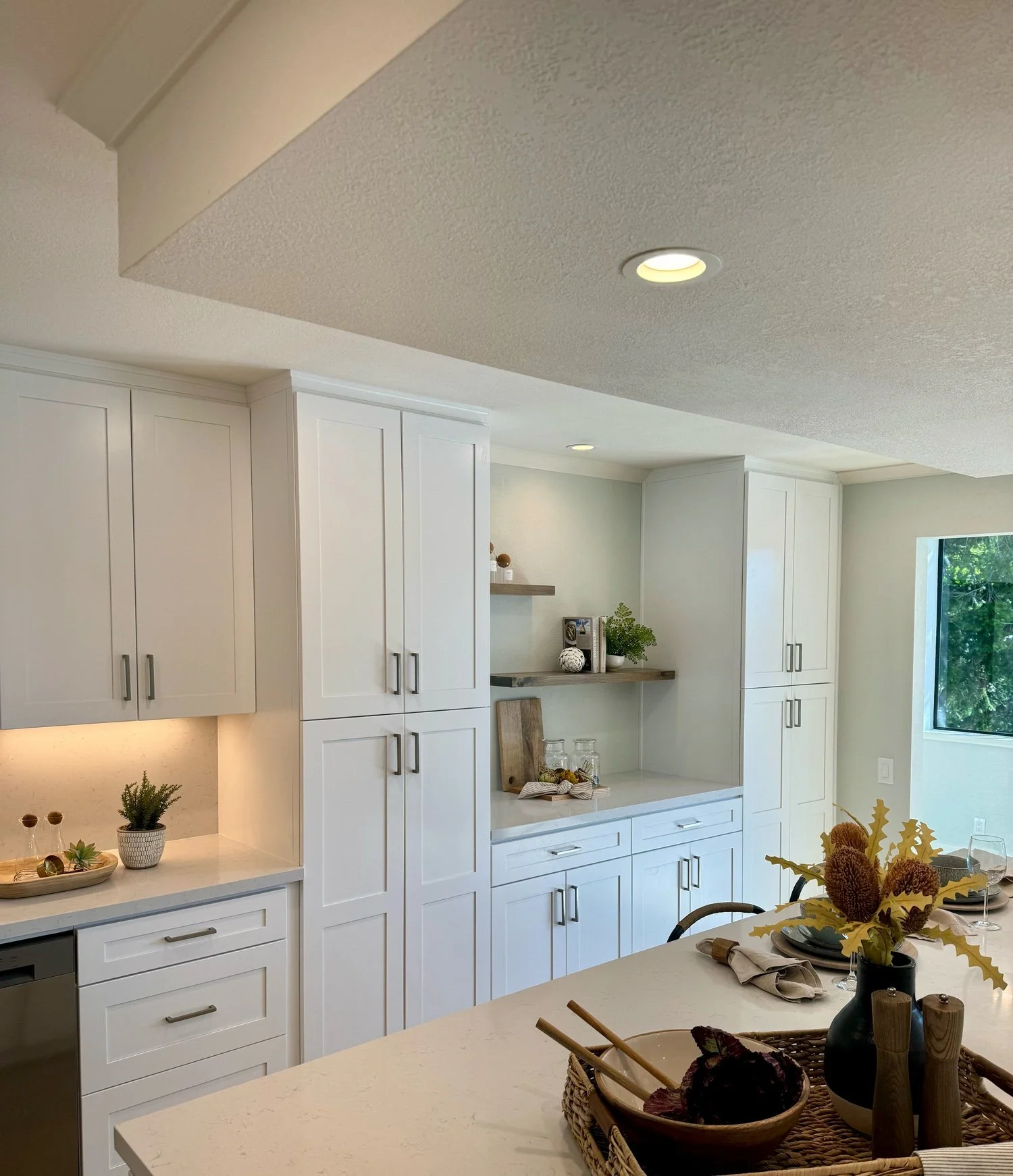 kitchen-white.jpg