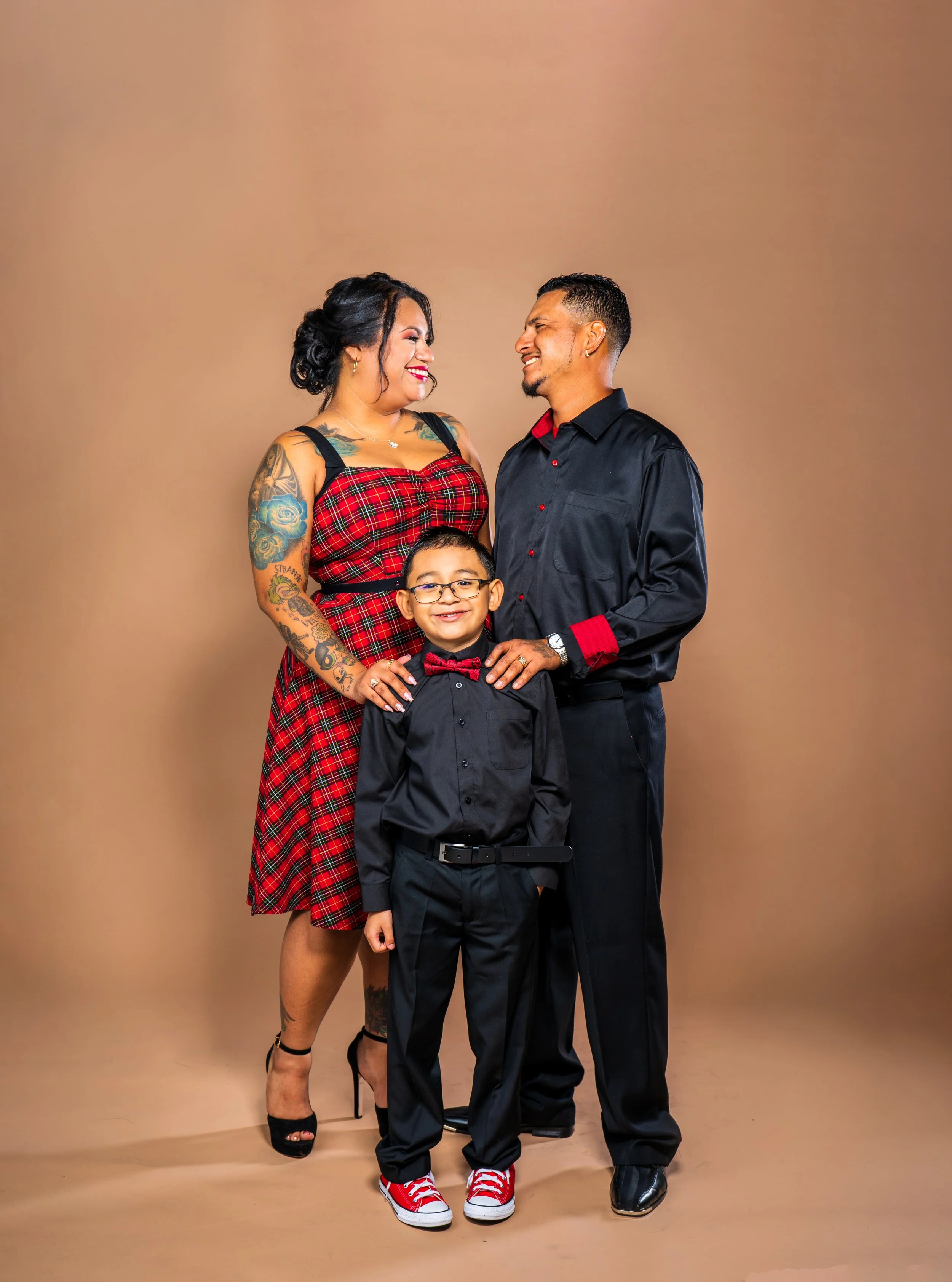 SES_Garcia_Holiday Portraits_09002.jpg