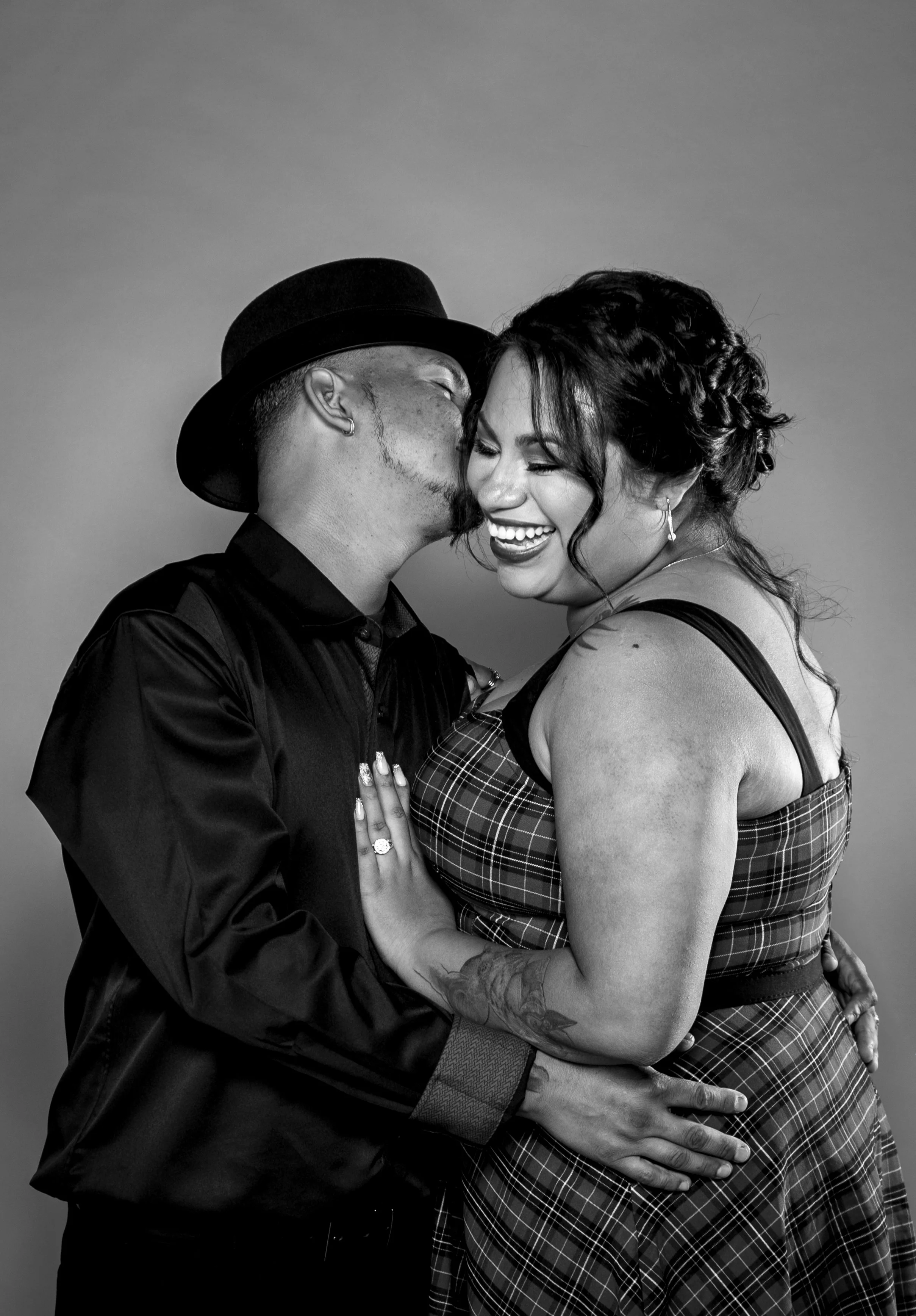 SES_Garcia_Holiday Portraits_09043.jpg