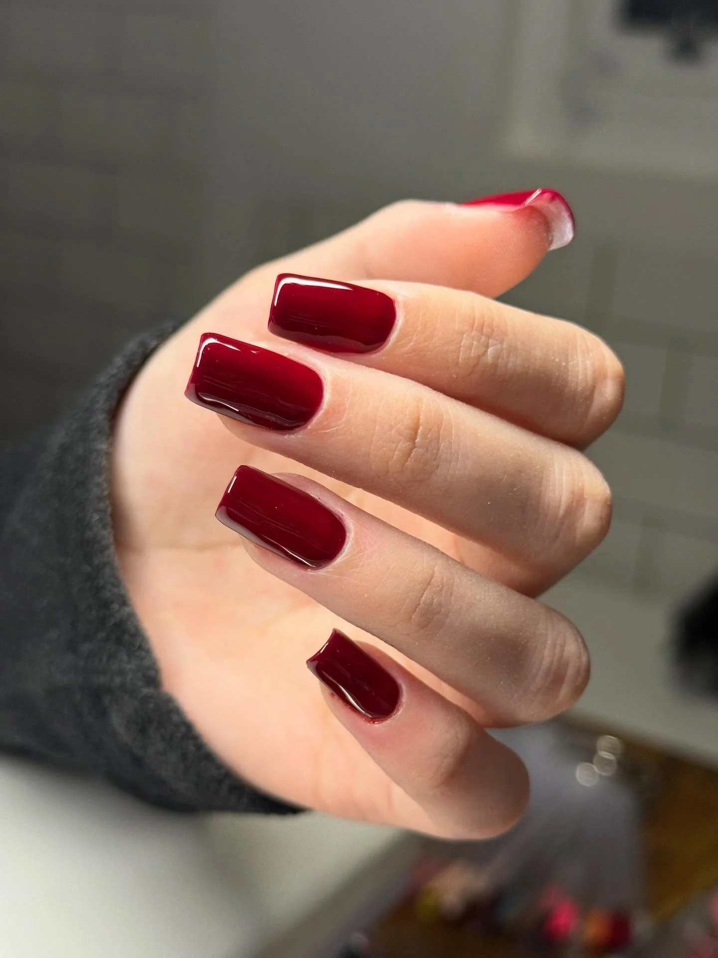 Love natural nails but need them stronger?
BIAB reinforces your natural nail, helping prevent breakage and keeping them looking beautiful for long-lasting wear ✨