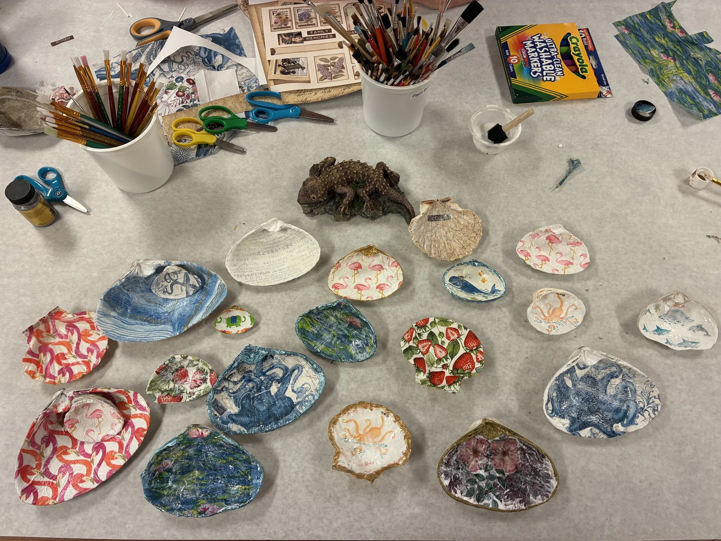 Decoupage so many.jpg