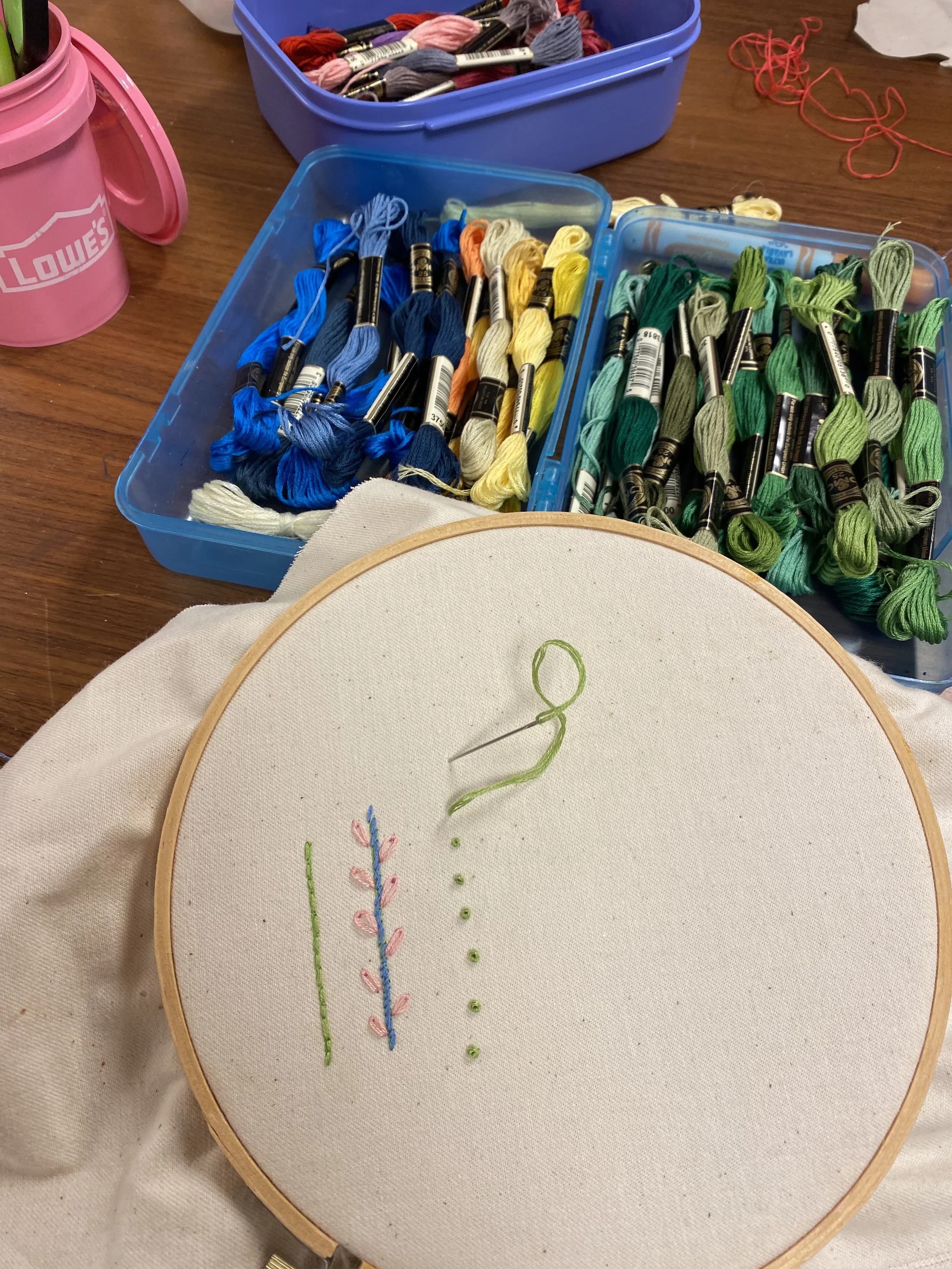 Is that a French knot? Why yes it is!