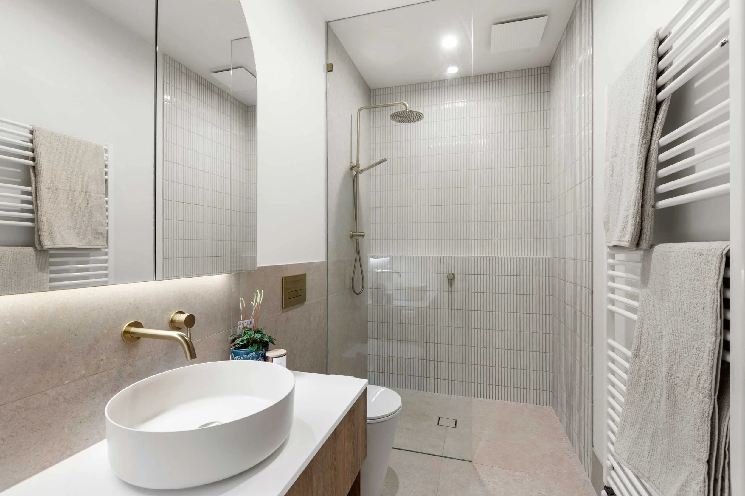 JDM-design-and-construction-raglan-street-queenscliff-victoria-1698866236920_bwrm-11.jpg