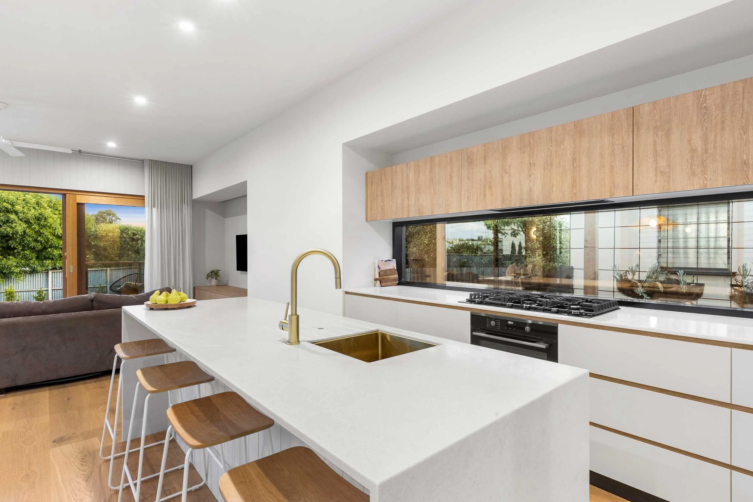 JDM-design-and-construction-raglan-street-queenscliff-victoria-1698866236922_bwrm-13.jpg