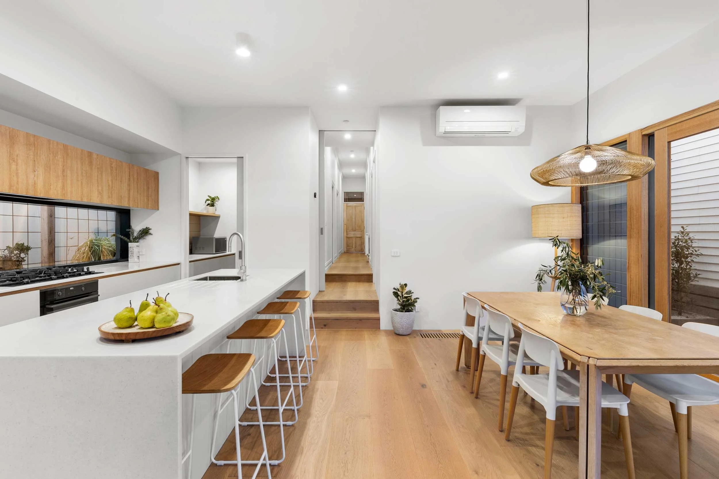 JDM-design-and-construction-raglan-street-queenscliff-victoria-1698866236922_bwrm-14.jpg