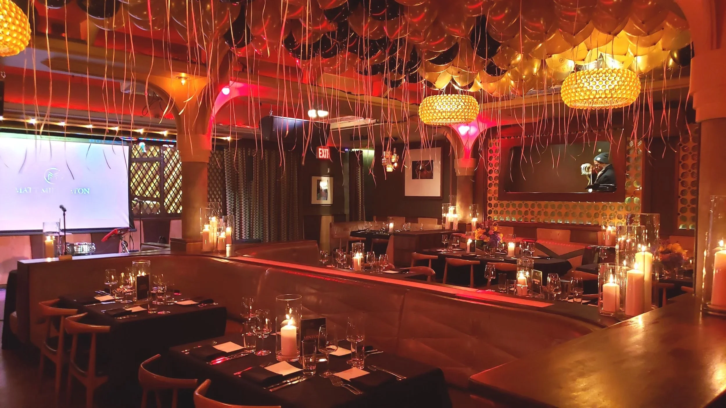 LIVE MUSIC AT GINNYS AT RED RED ROOSTER