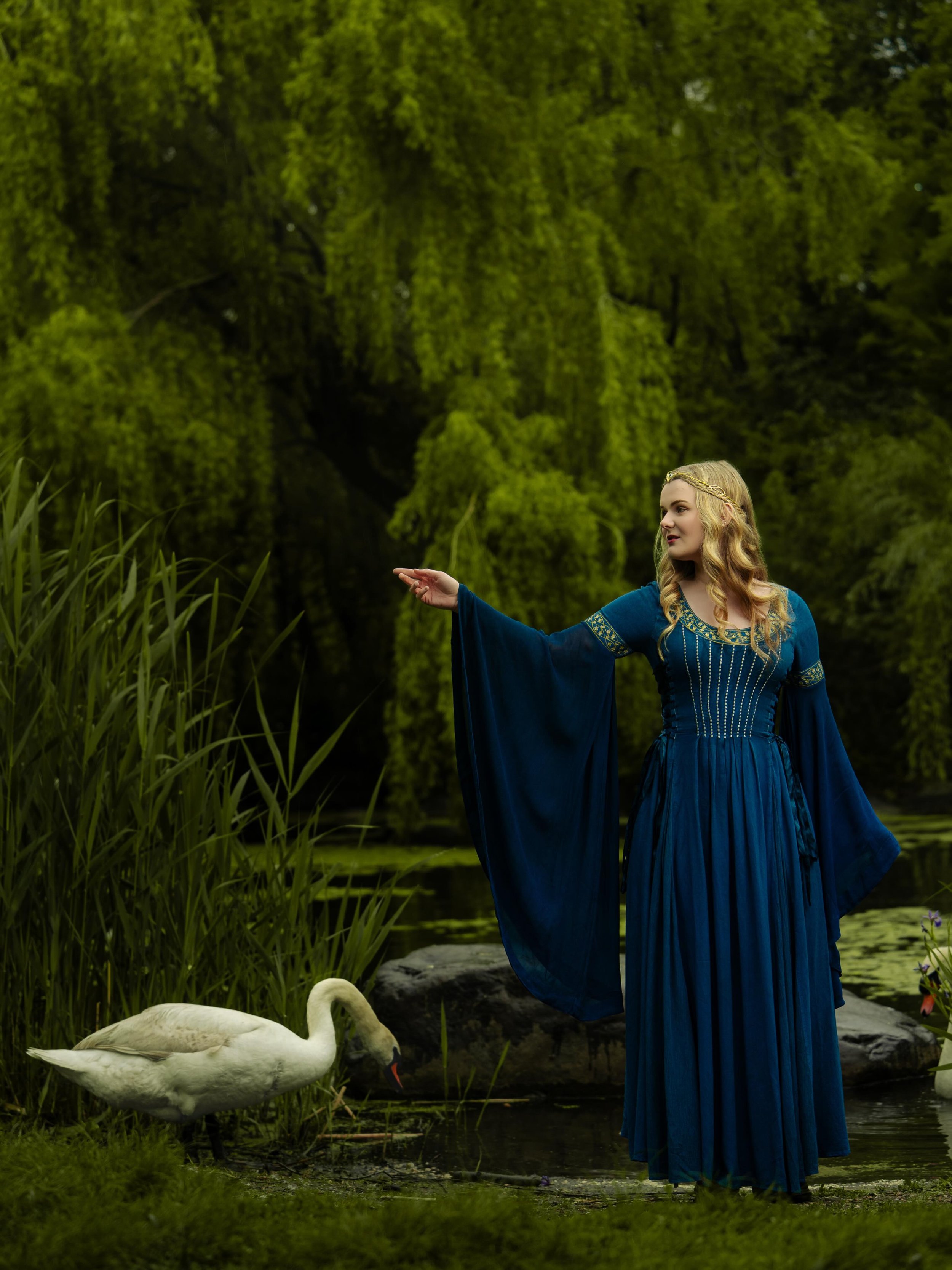 the lady of the lake 🦢
&bull;
&bull;
&bull;
i had the most magical time doing this fantasy photoshoot with @wingate.photography thank you for making me feel like a literal princess

dress: @holy___clothing 

tags: #fantasy #fantasycosplay #renfaire 