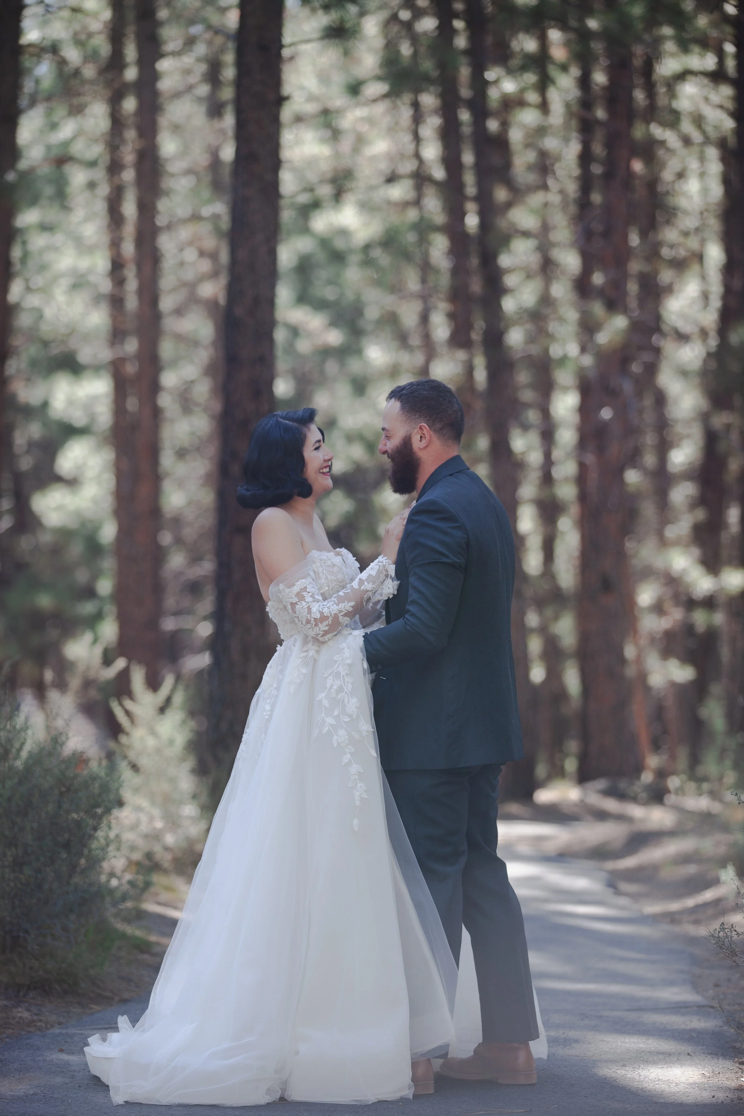 high-desert-museum-wedding-couple-portraits-31.jpg