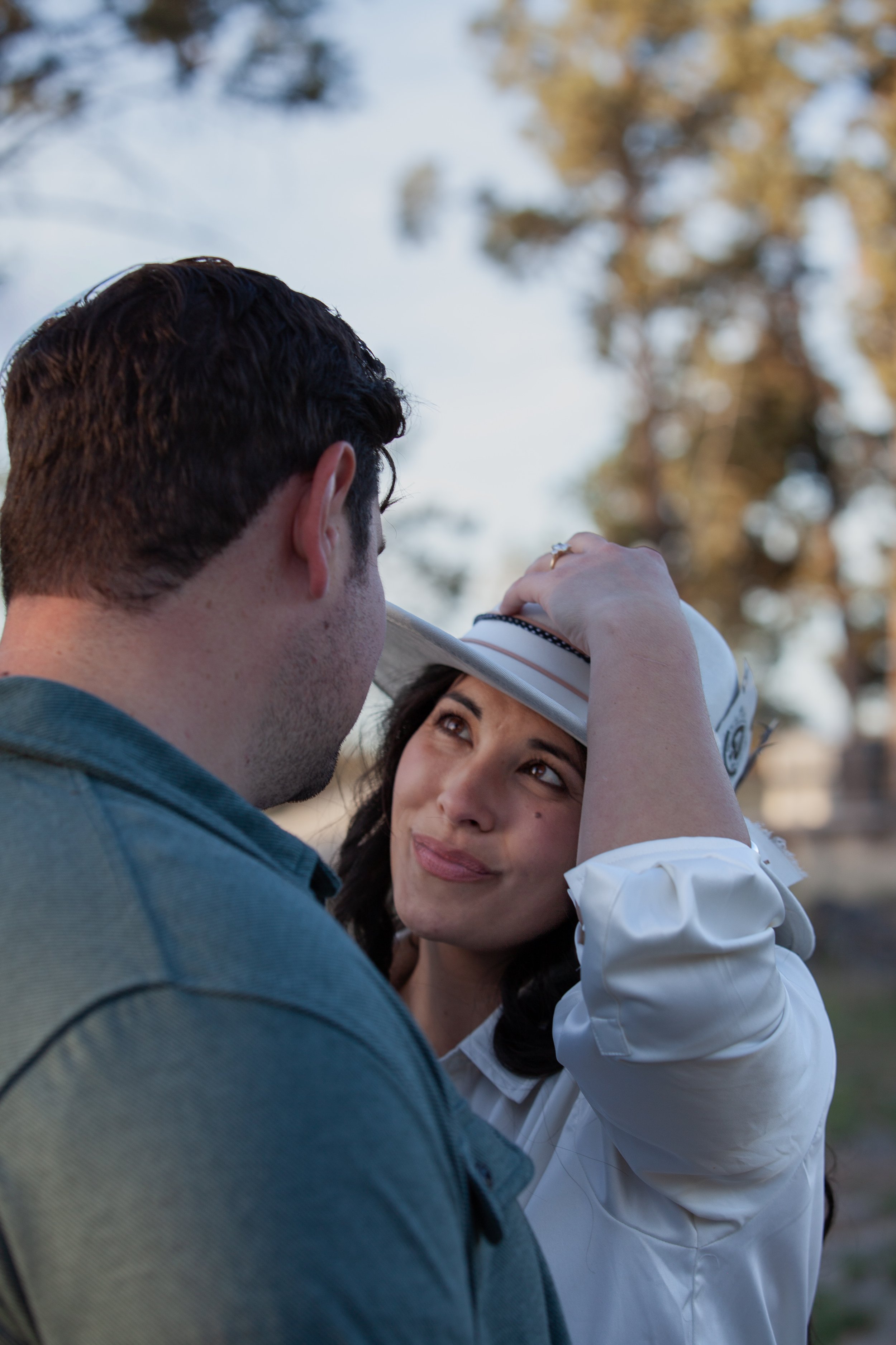 Editorial engagement portraits in the Oregon high desert. Bend Oregon