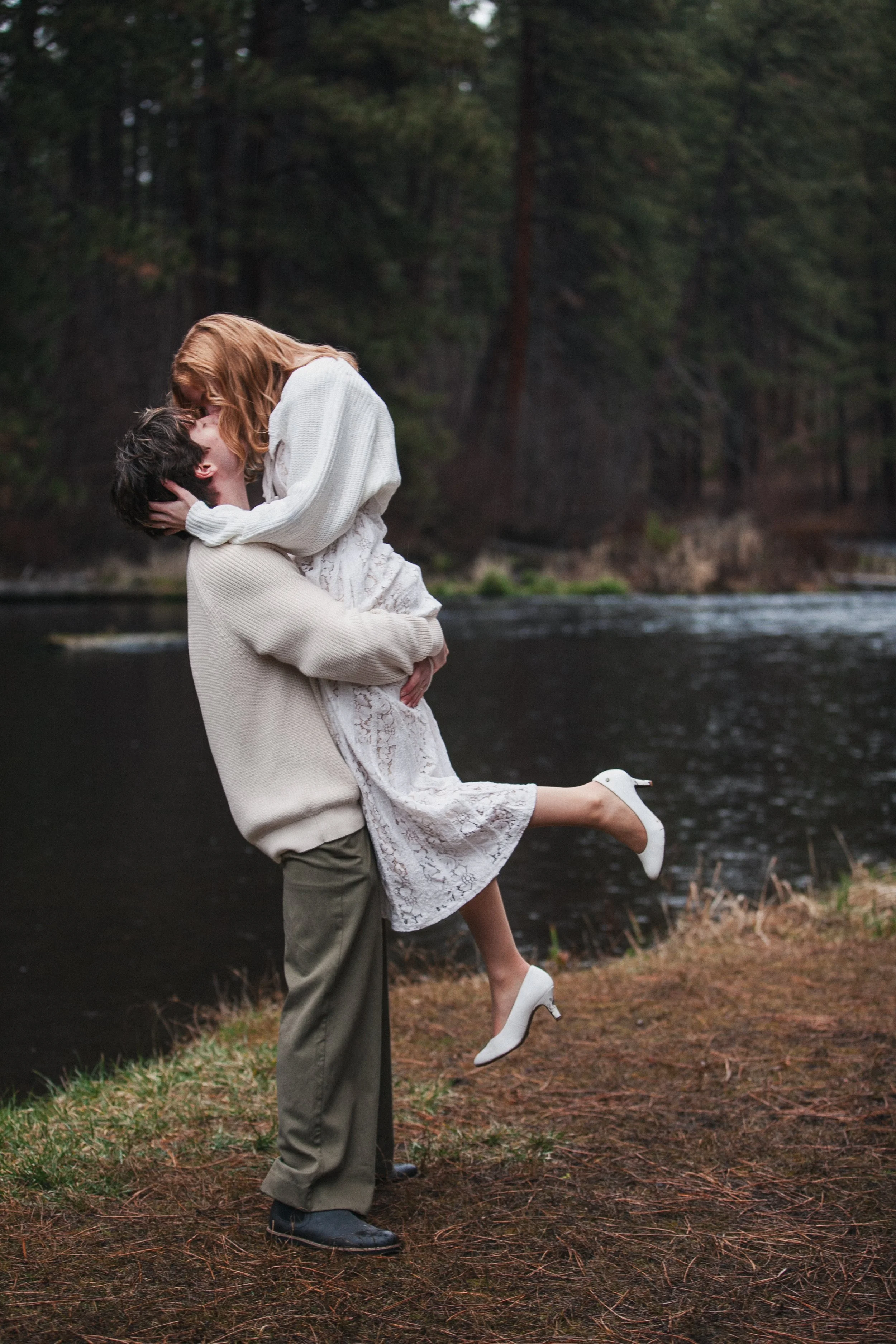 Central-Oregon-Engagement-Session-Dominique-Noel-Photography-Camp-Sherman-153.jpg
