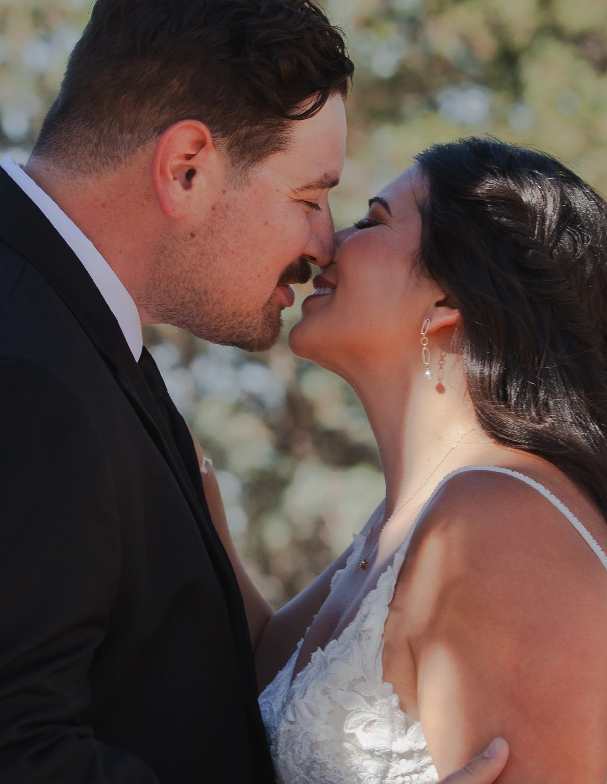  Bride and groom sharing a quiet moment during first look before their outdoor ranch wedding ceremony in Central Oregon 