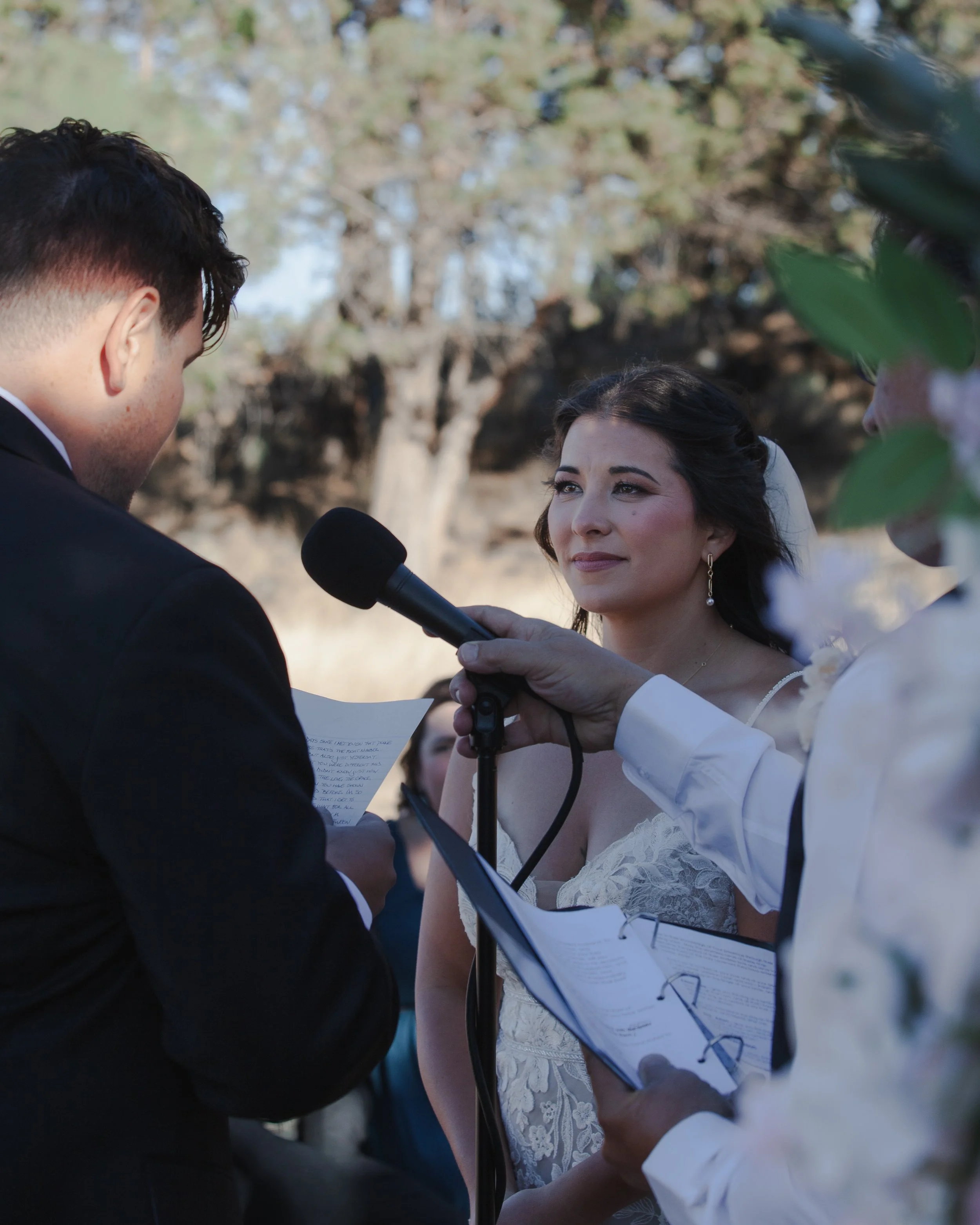  Emotional wedding vows during a faith-centered outdoor ceremony in Bend, Oregon 