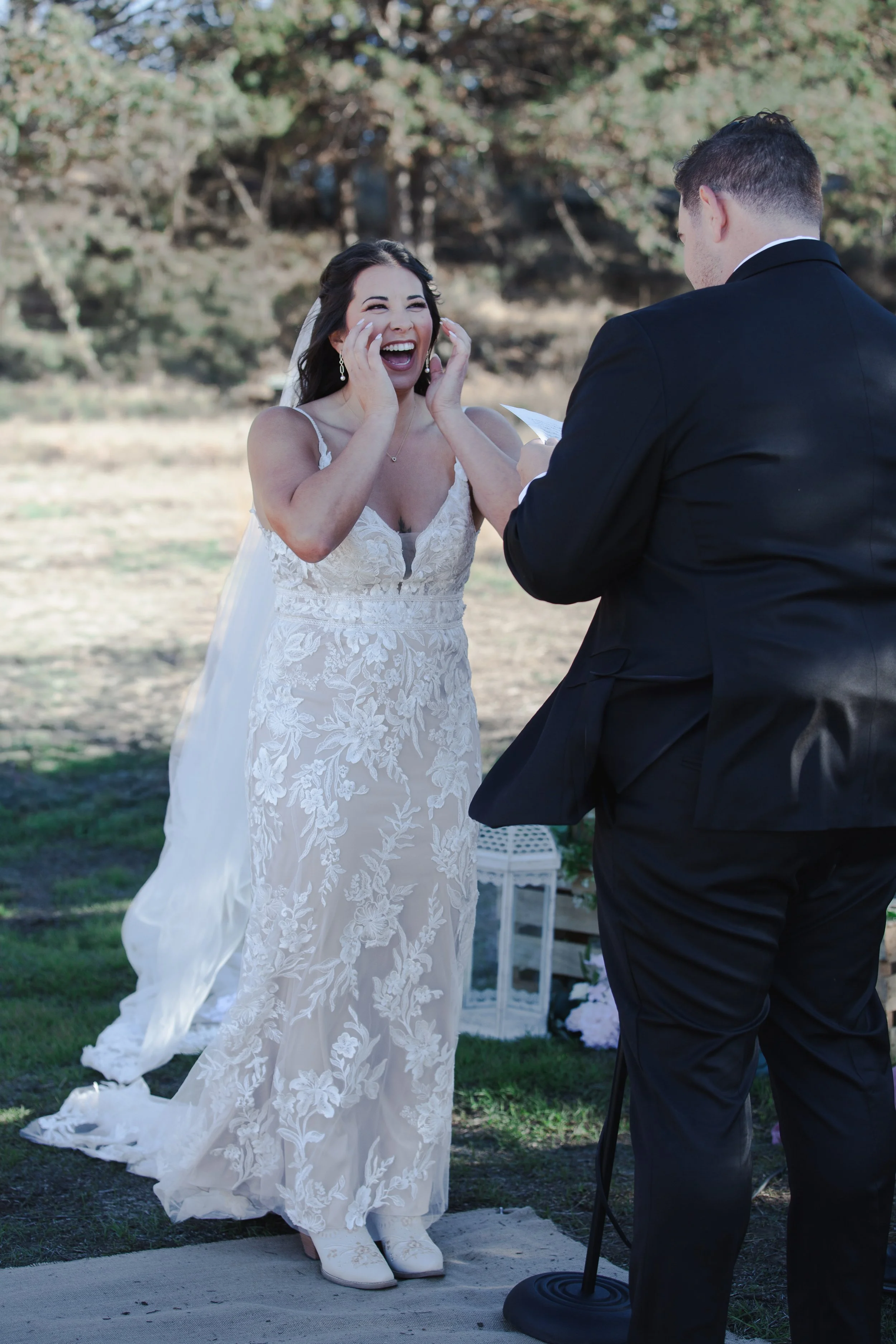  Emotional wedding vows during a faith-centered outdoor ceremony in Bend, Oregon 