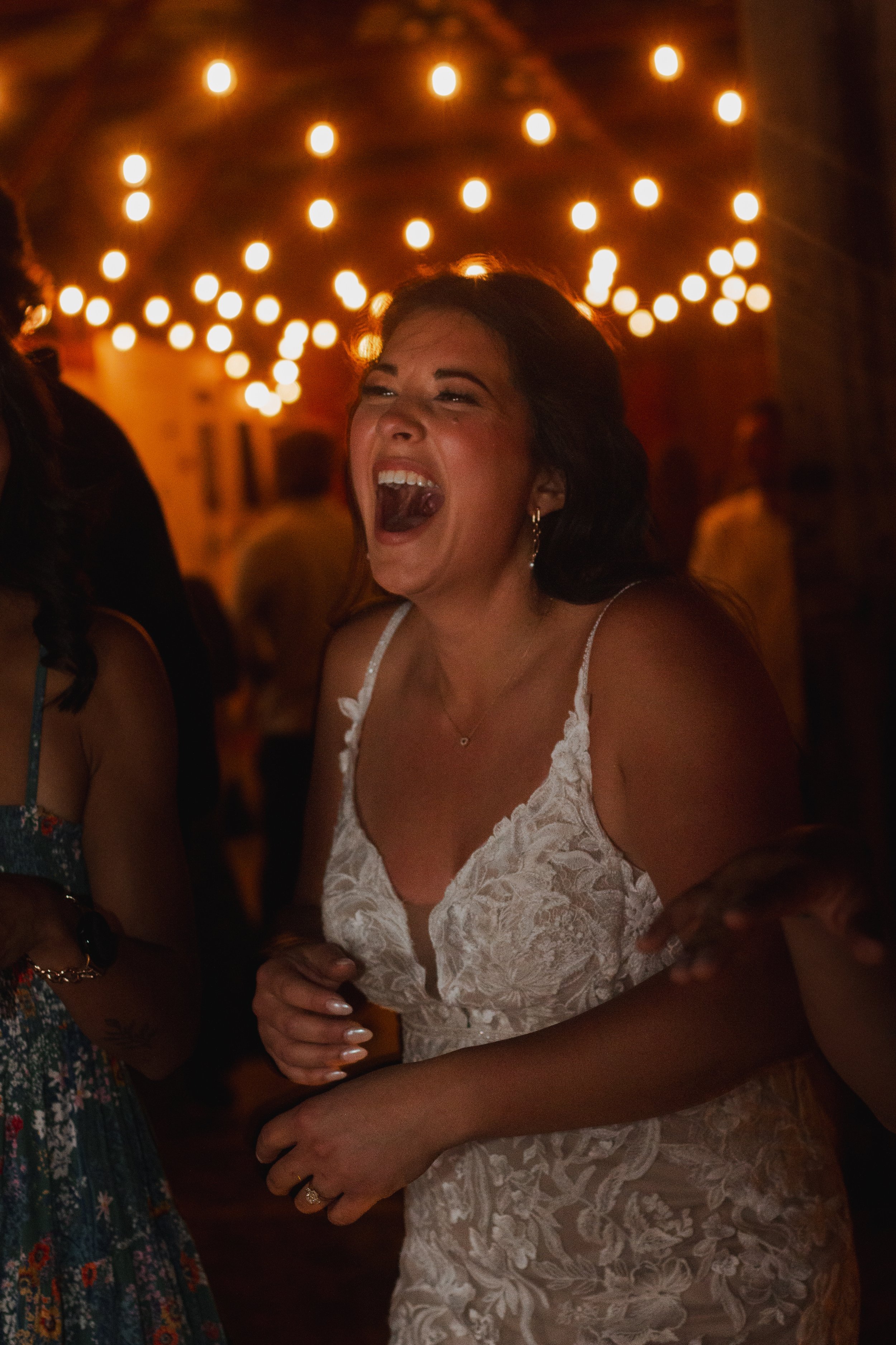 bend-oregon-ranch-wedding-barn-reception-central-oregon-165.jpg