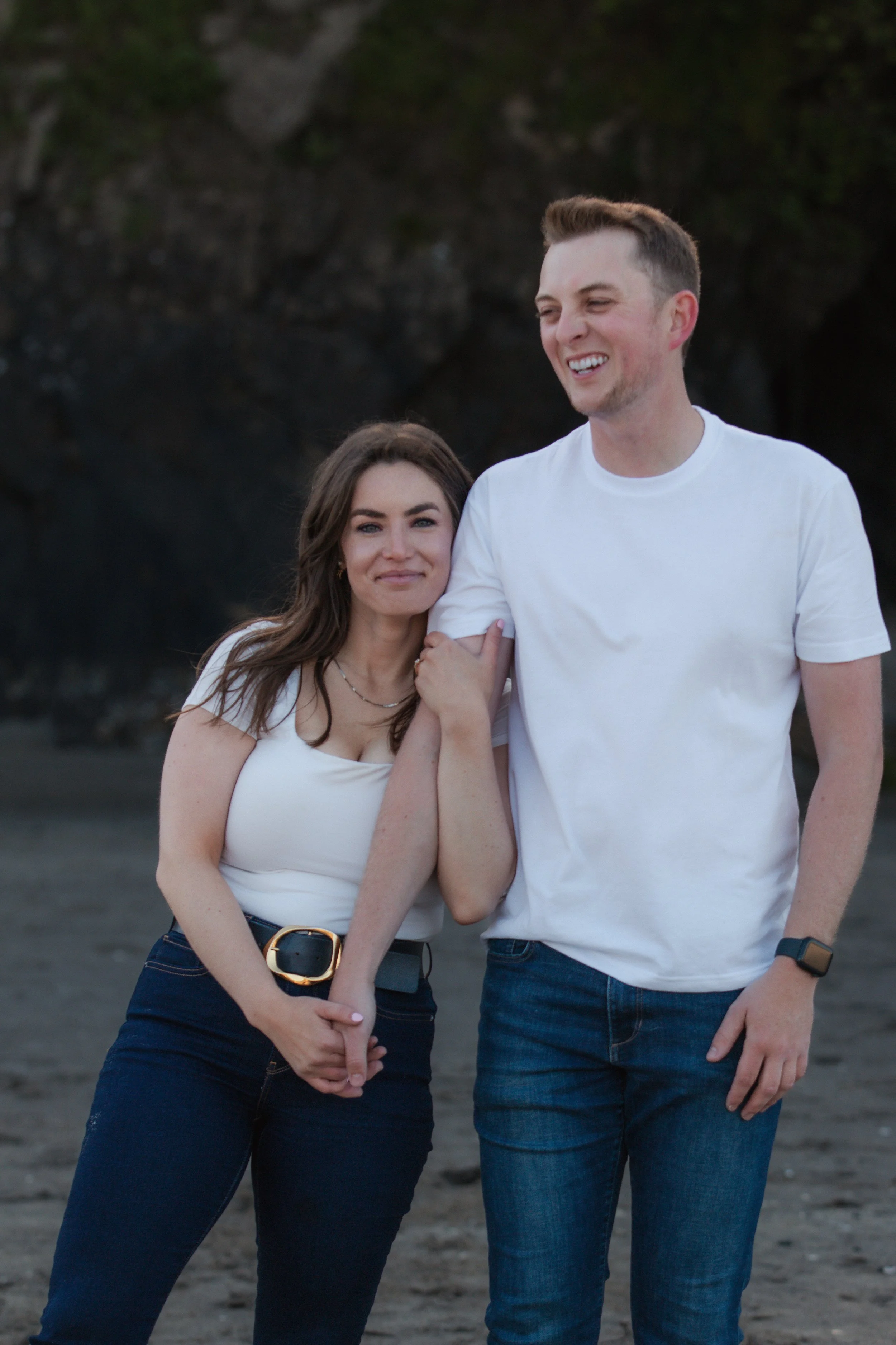 Natural engagement photography with cinematic composition and true-to-life color. Oregon Coast.