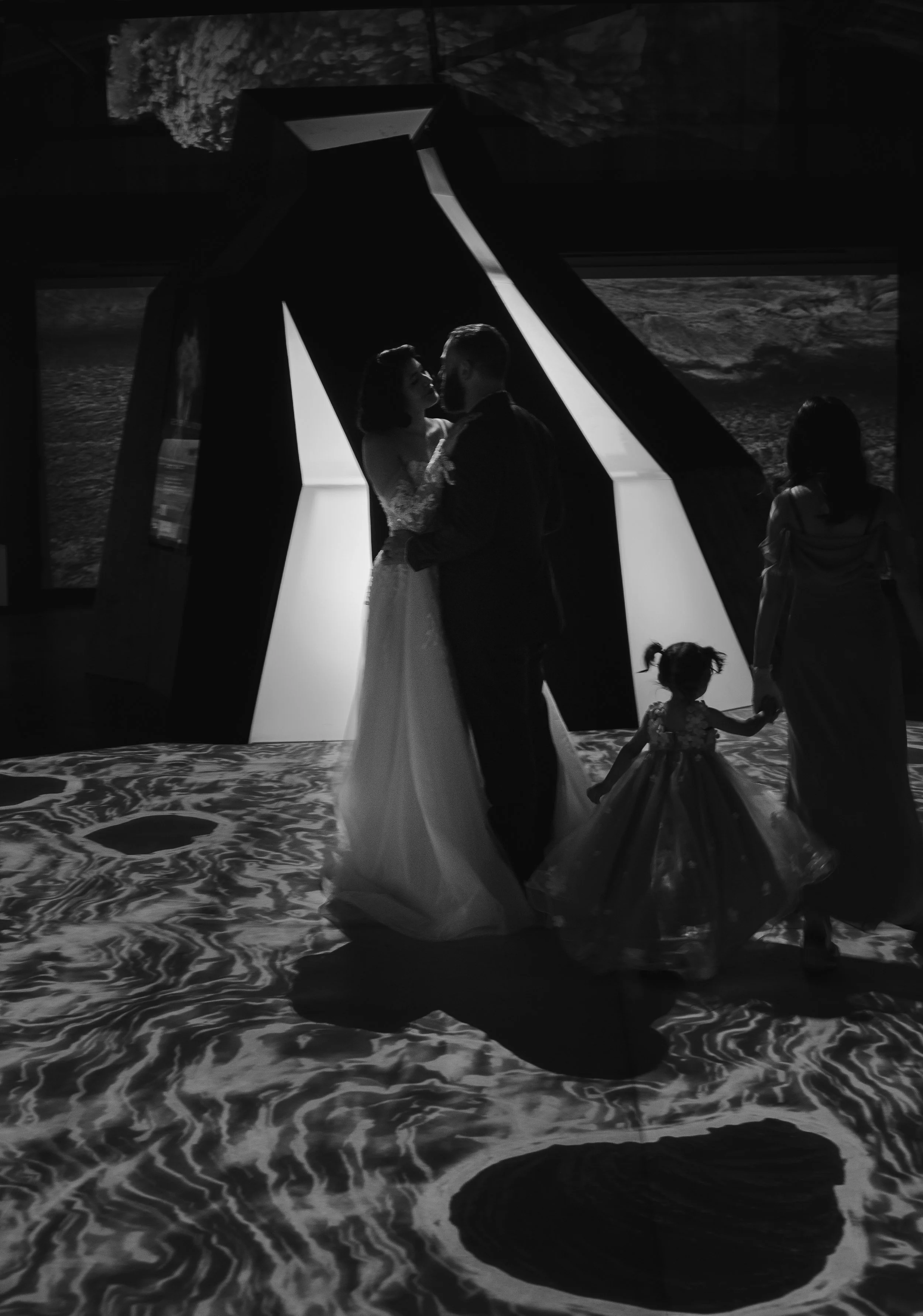 high-desert-museum-wedding-family-portraits-bw-59.jpg
