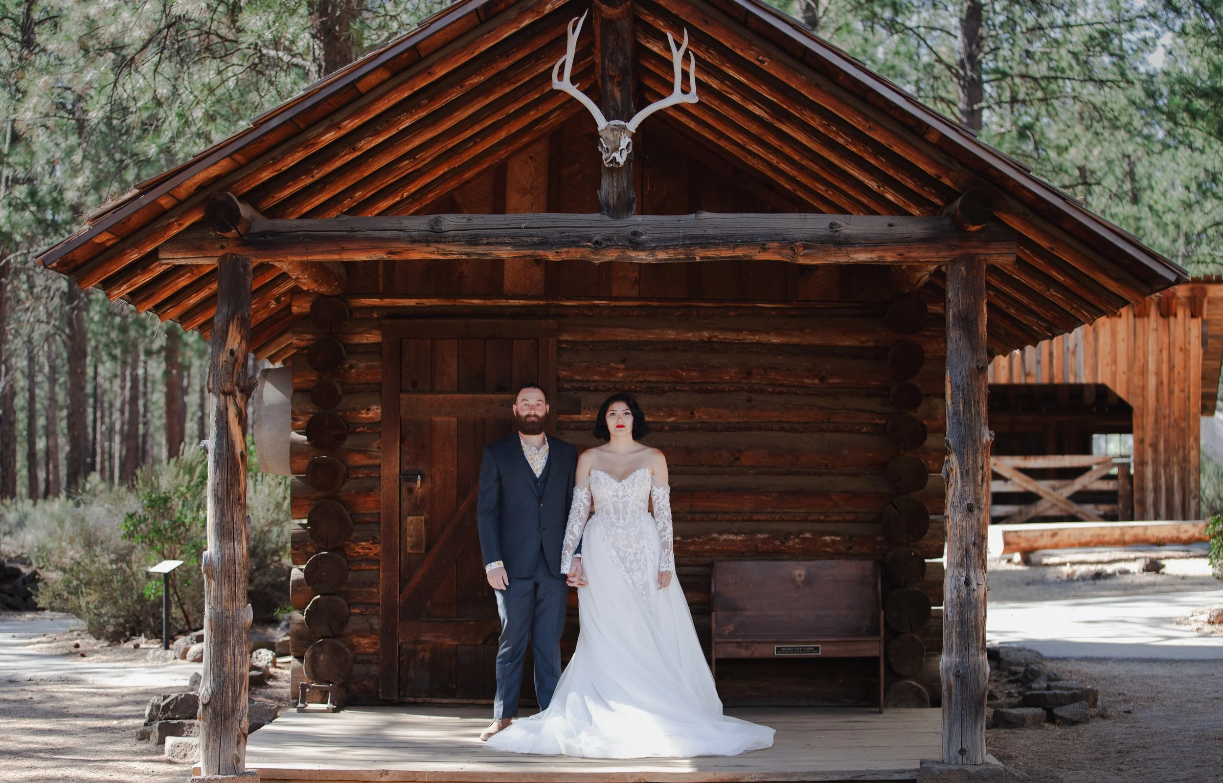 high-desert-museum-wedding-couple-portraits-20.jpg