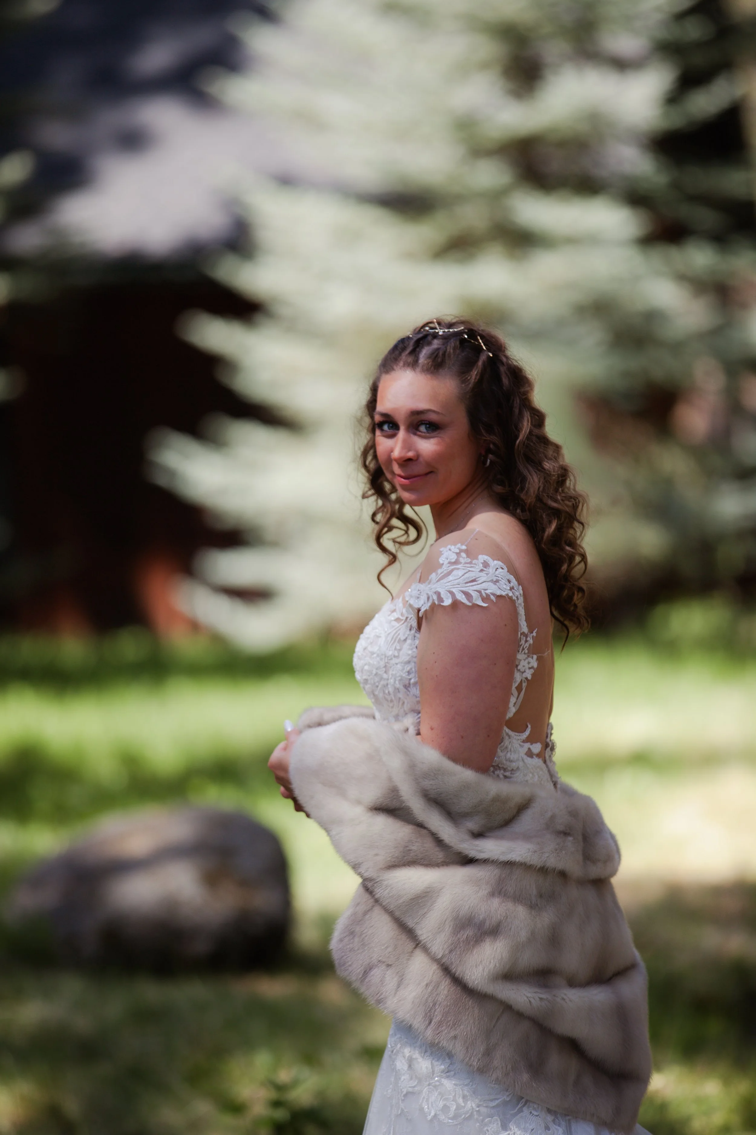 Romantic bridal portrait inspired by fine art photography. Five Pines Lodge Sisters Oregon. 