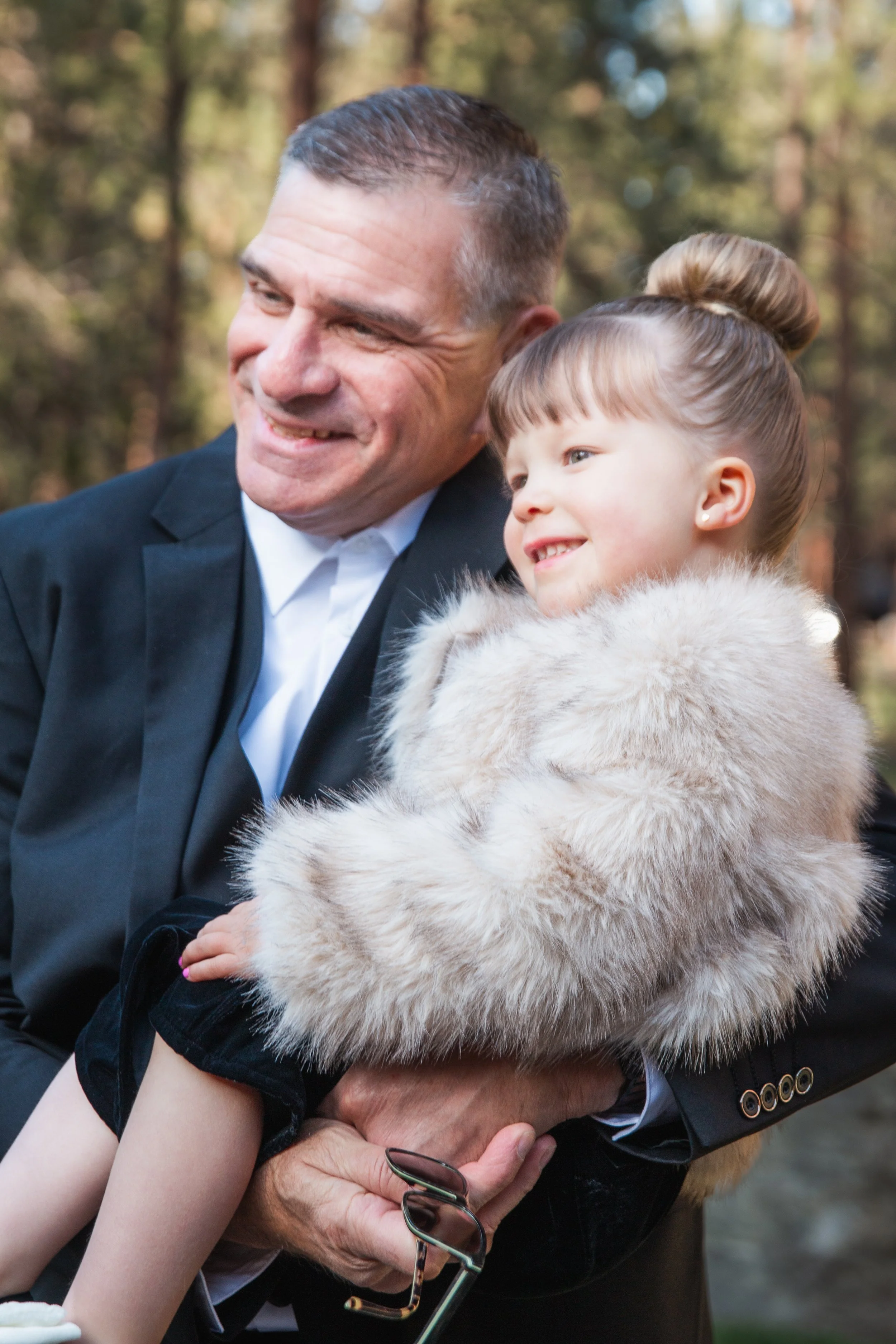 Generational moments documented with honest storytelling. Five Pines Lodge. Sisters Oregon. 