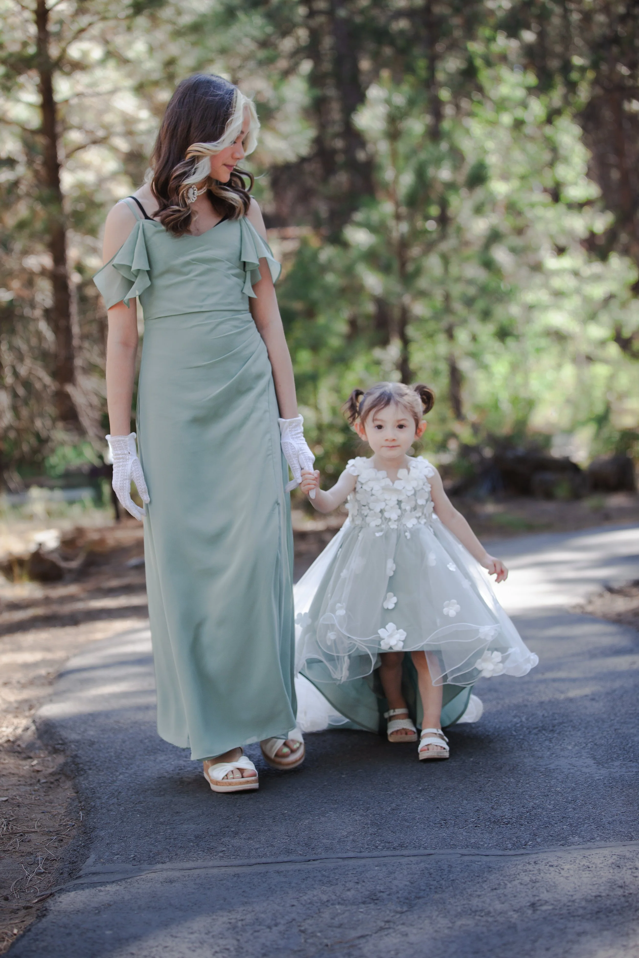 high-desert-museum-wedding-family-portraits-35.jpg