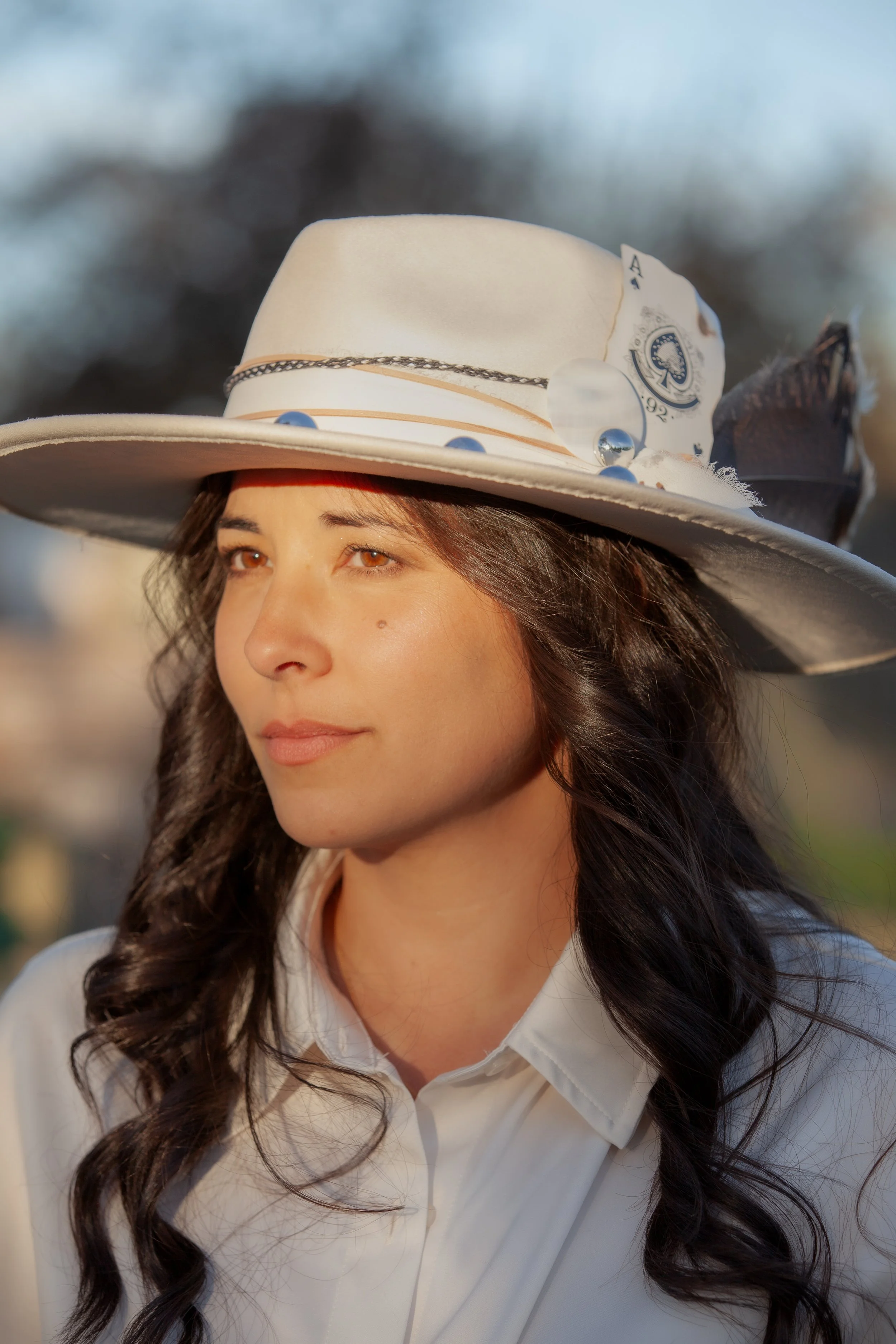 Editorial close-up documenting honest emotion and timeless romance. Central Oregon.