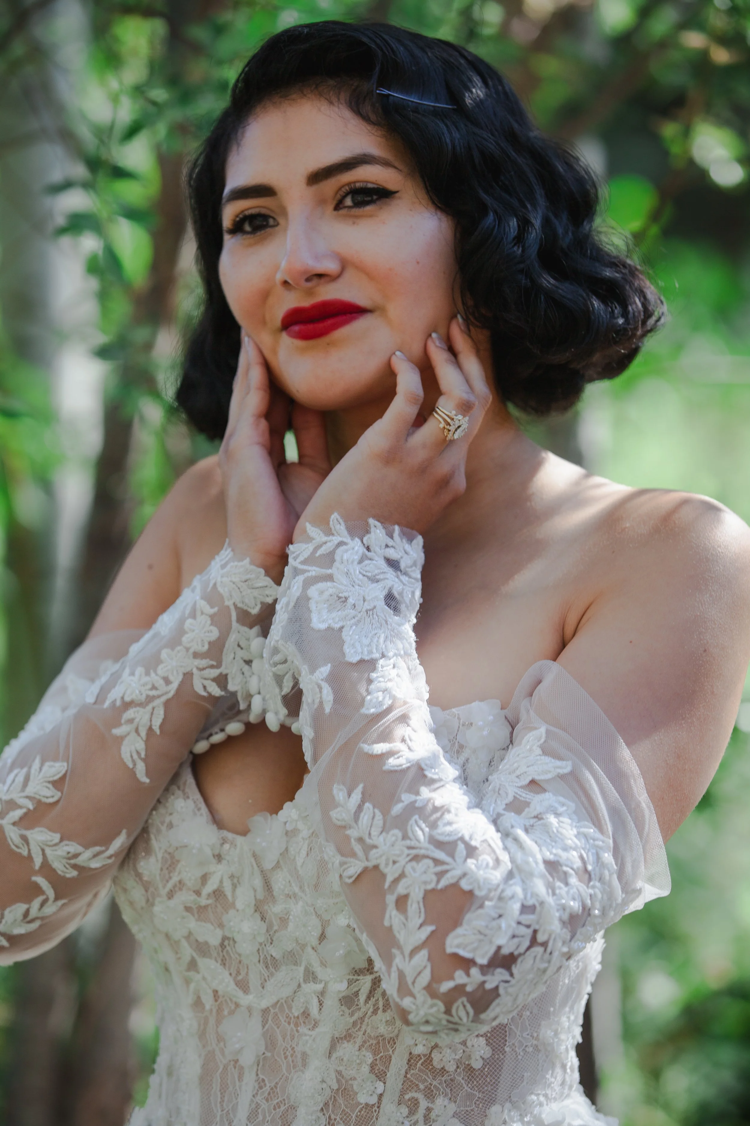 Editorial bridal portrait with vintage-inspired wedding styling at the High Desert Museum in Central Oregon