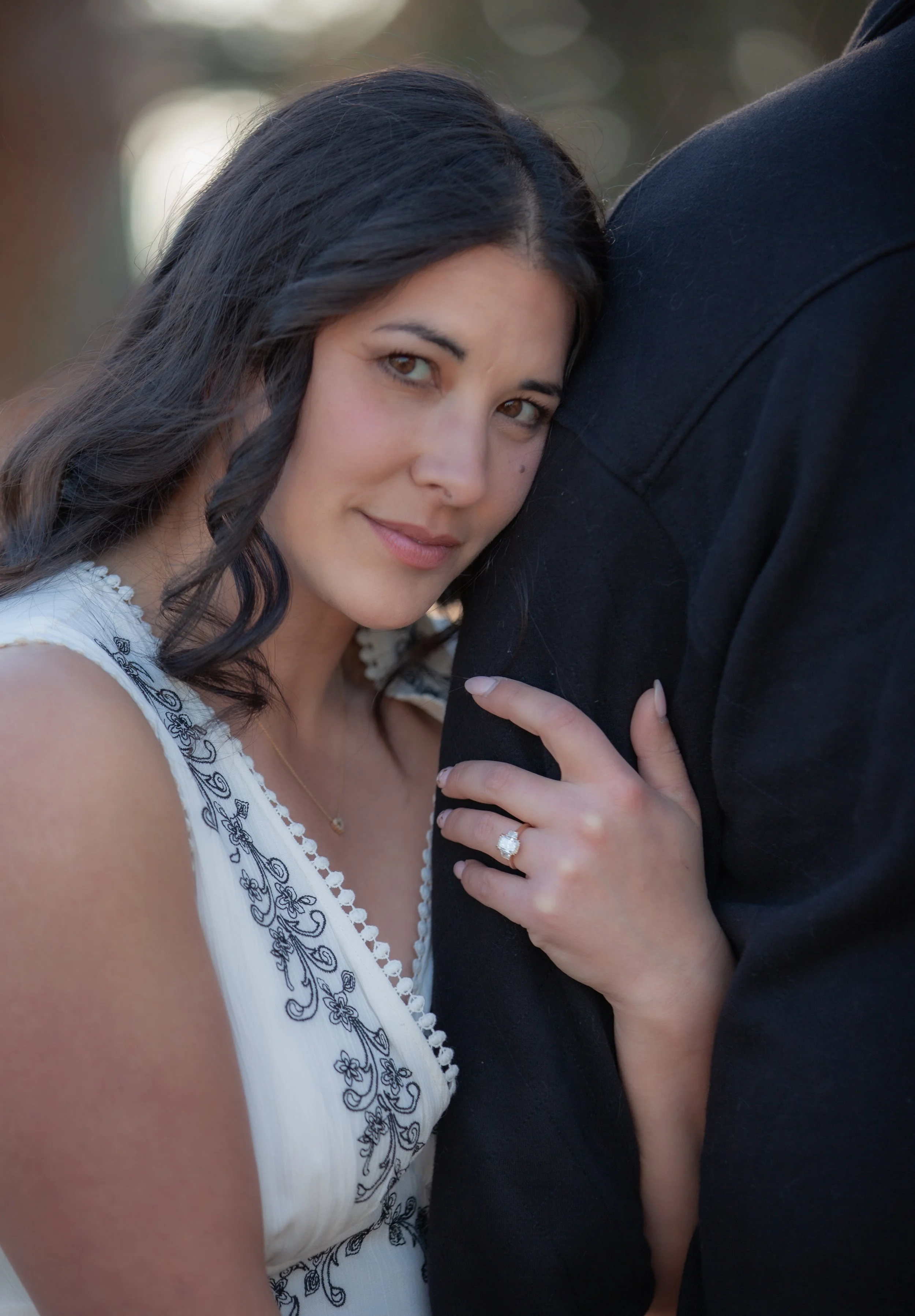 Editorial engagement portraits in the Central Oregon high desert. Bend Oregon. 
