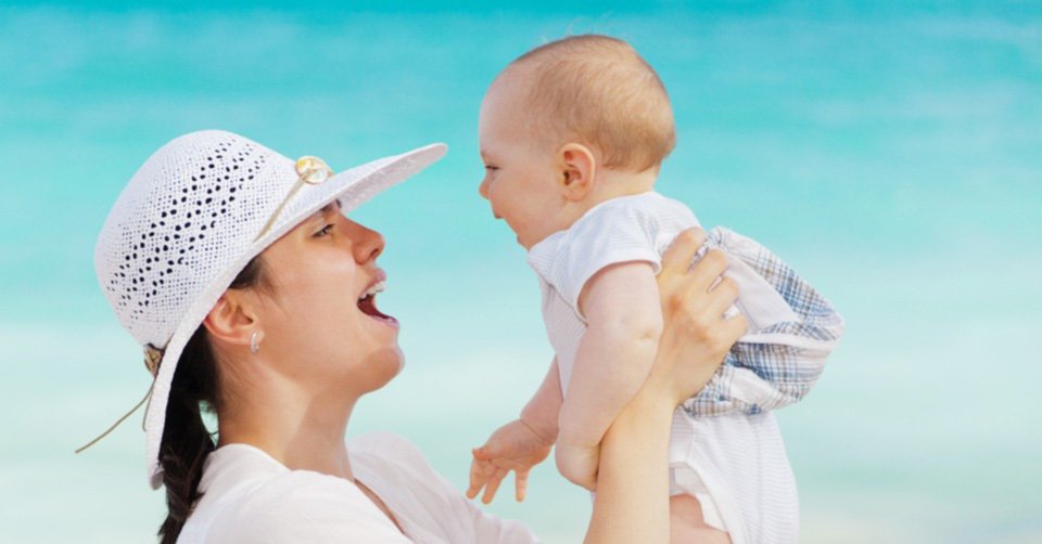 Mommy Snacks to Pack in your Diaper Bag