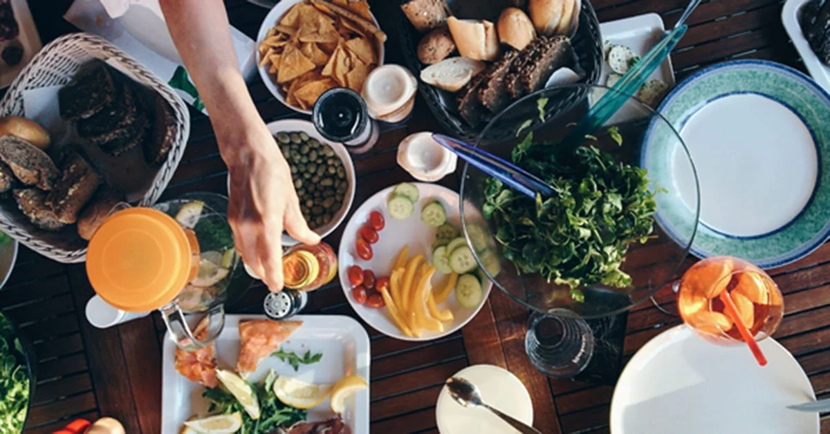 5 Tips to Navigate the Summer BBQ