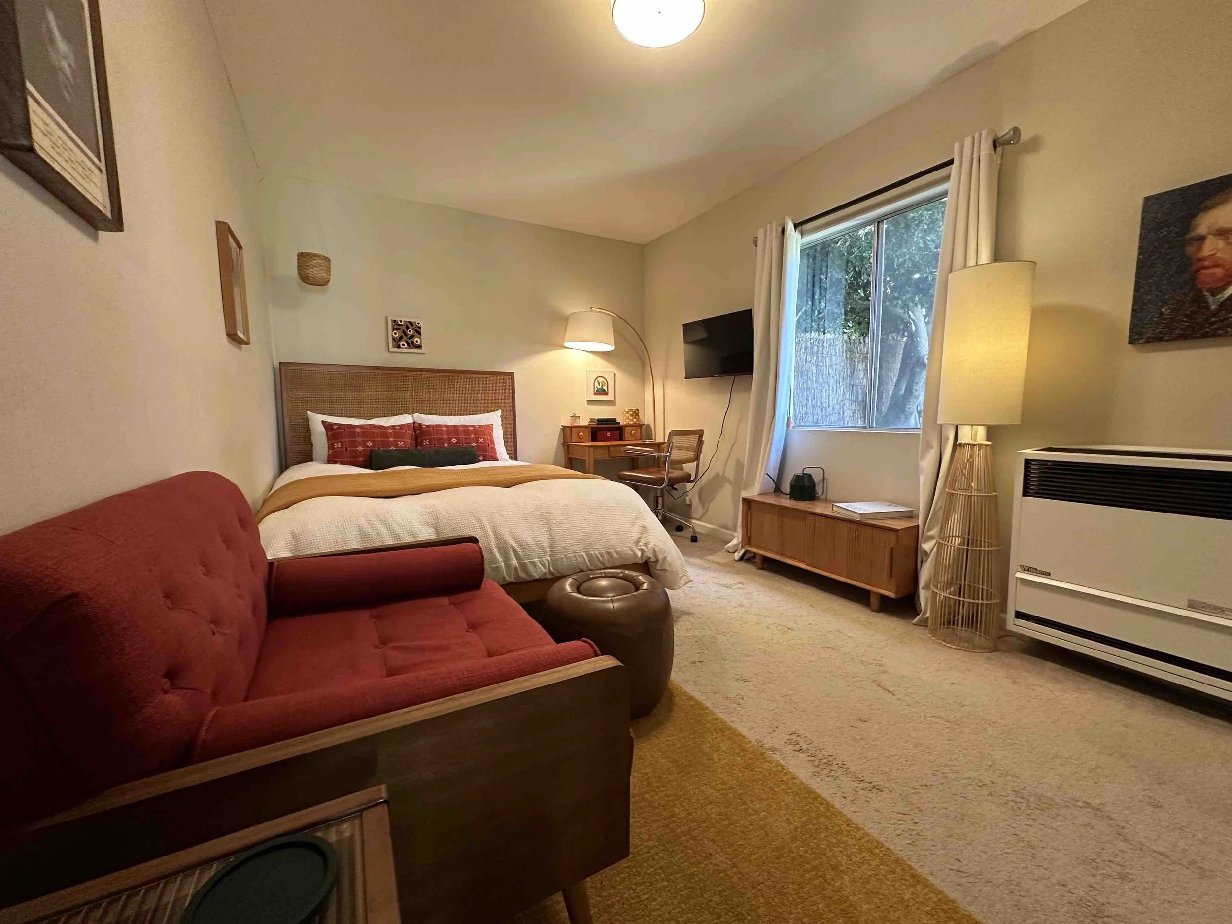 Bedroom 2 overview.jpg