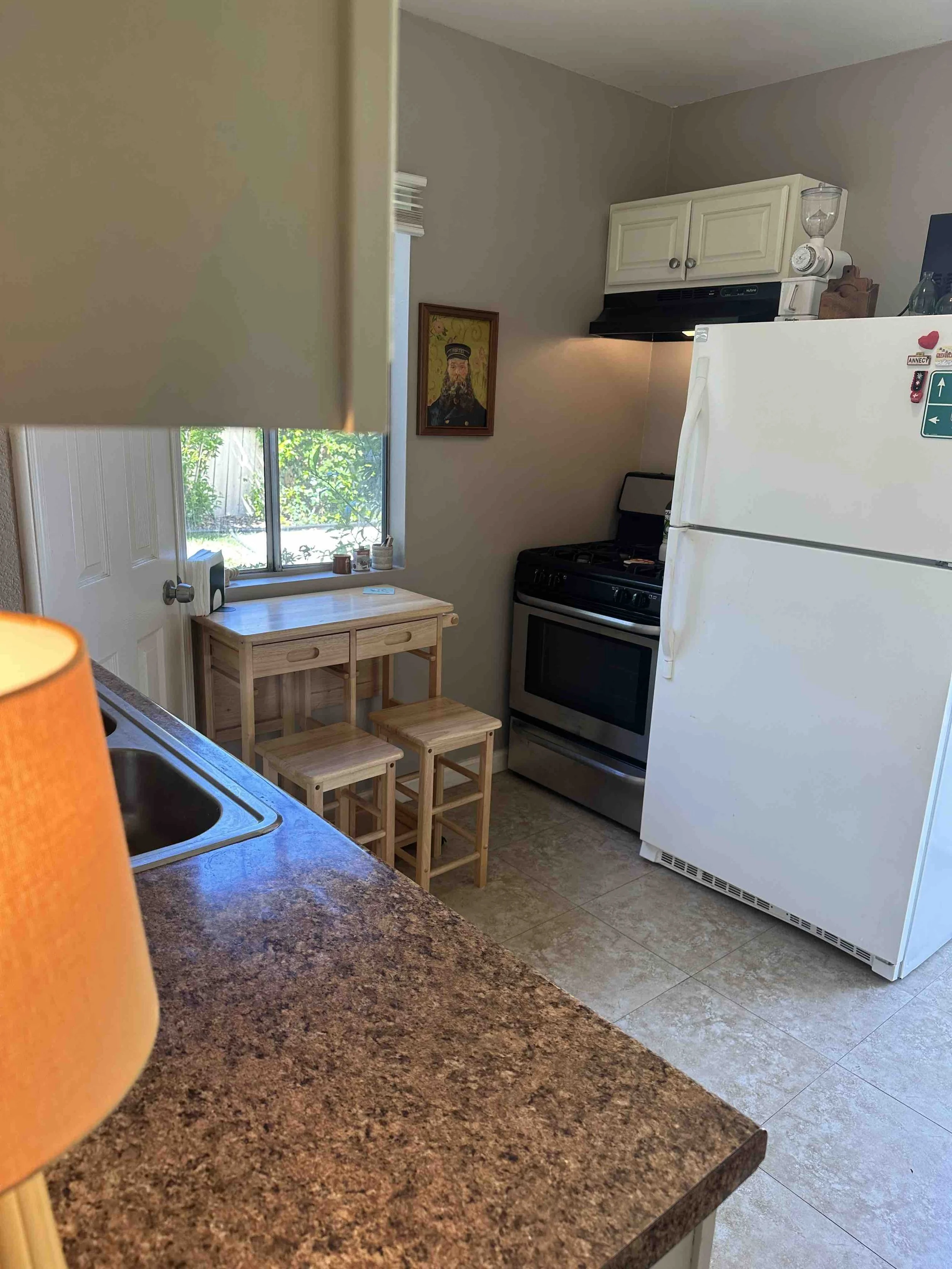 Kitchen 6.jpg