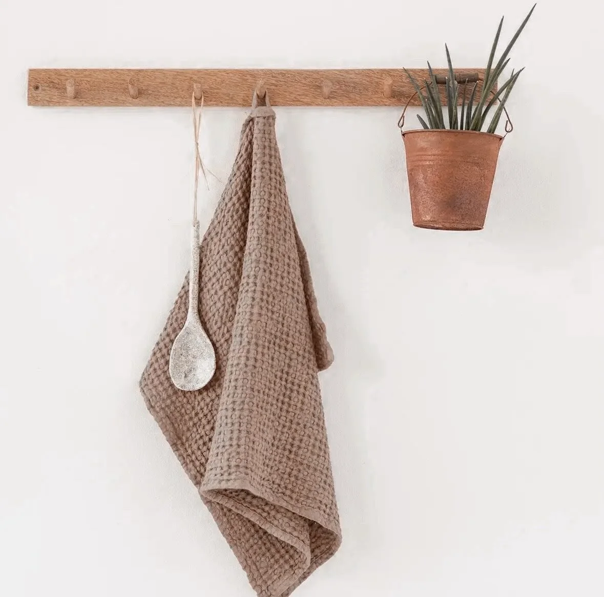 🌱After a long day in the garden &mdash; hands in soil, sun on your shoulders &mdash; or hours spent stirring, chopping, tending in the kitchen&hellip; there&rsquo;s something quietly grounding about reaching for a natural fibre.

✨Cotton and linen d