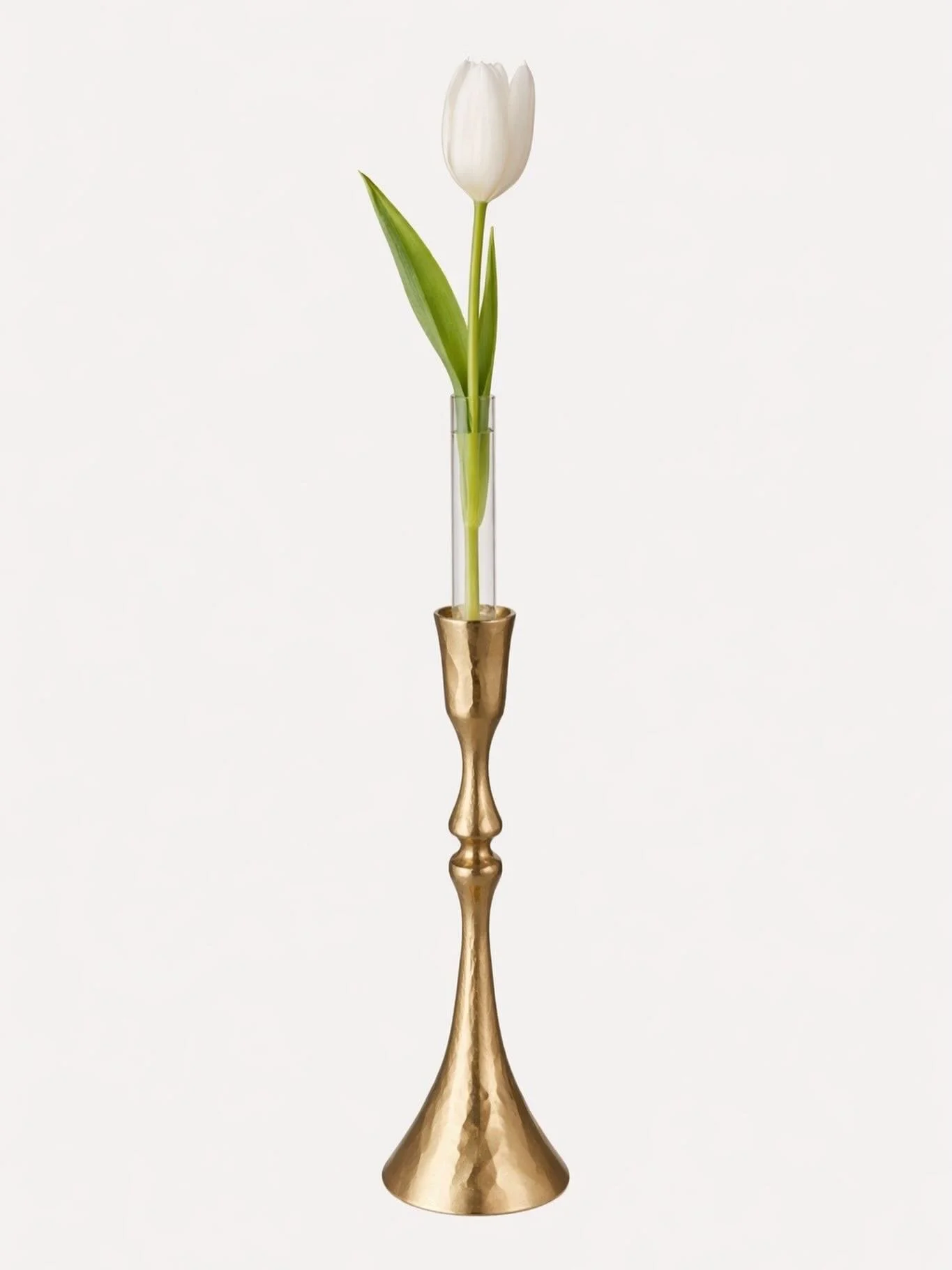 Warmth lives in simple things 🌷 

✨Candle holders sold @thehyggehause 

#spring #april2026 #hygge #simple