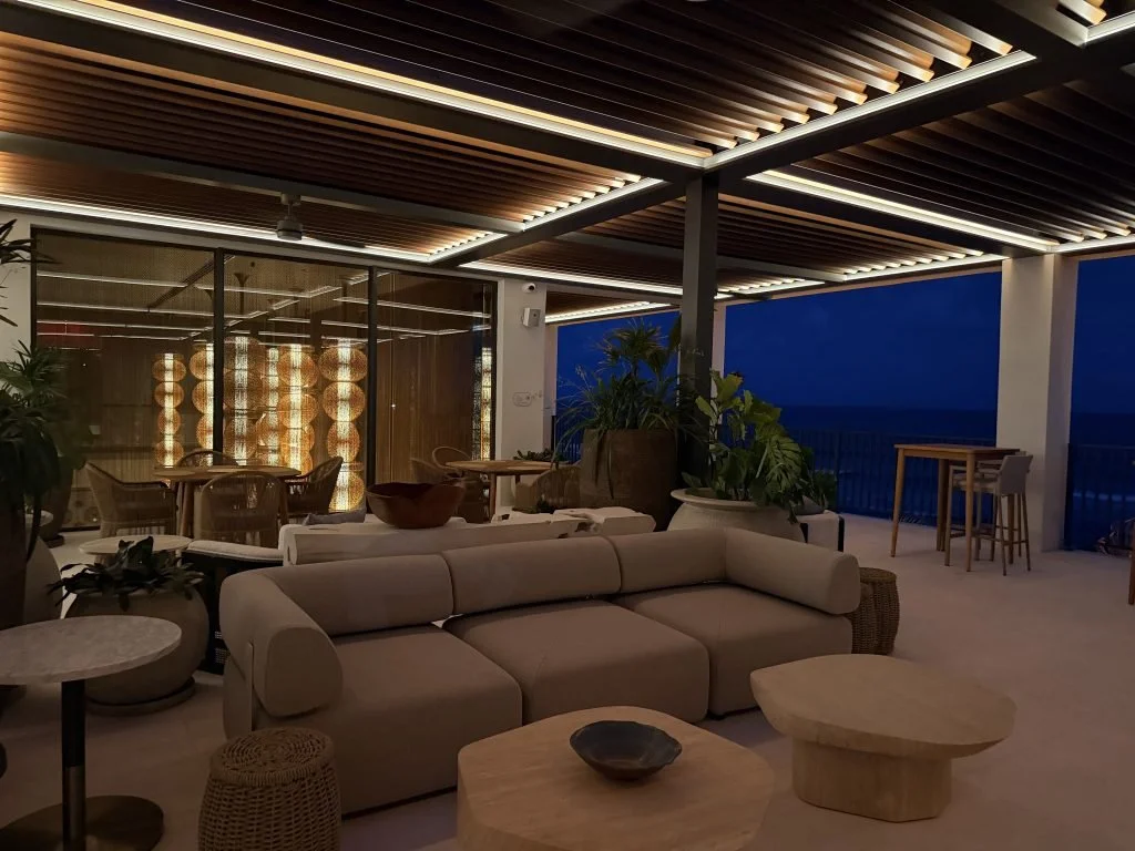 Azenco - Custom Pergola and Cabanas: Made in Miami, FL. 