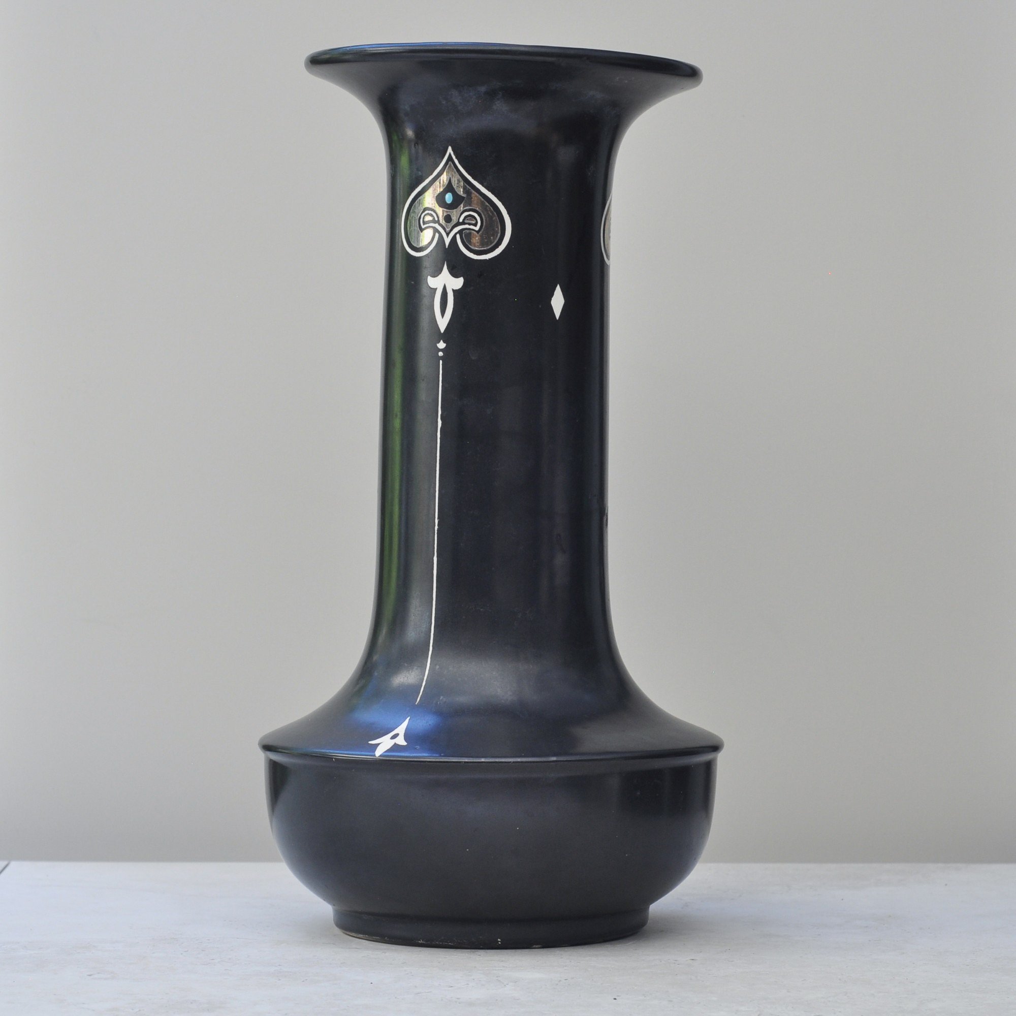 Side view of large Shelley Art Nouveau vase showing tall slender form and gently flared rim