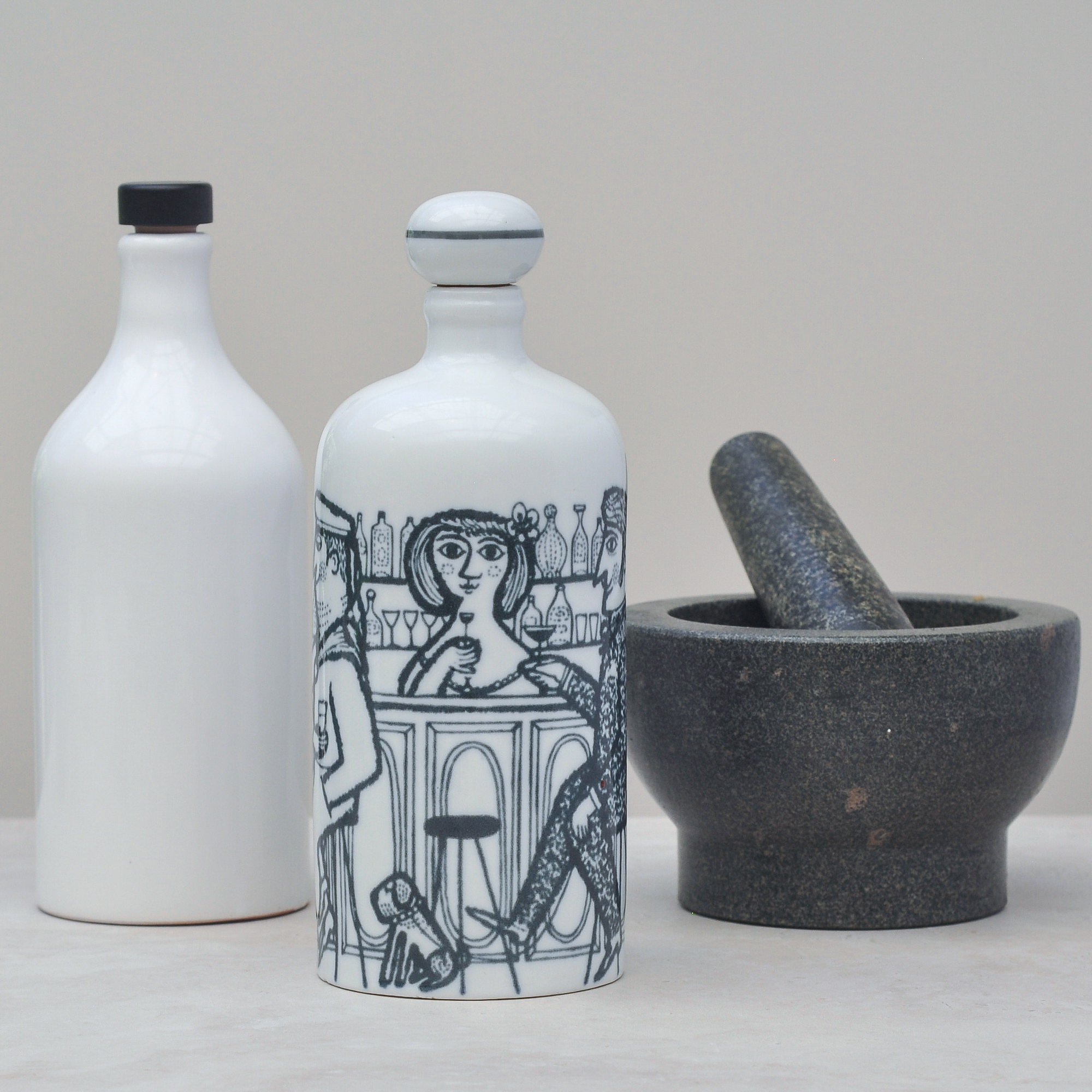 Mid-century Altenkunststadt German Porcelain Decanter