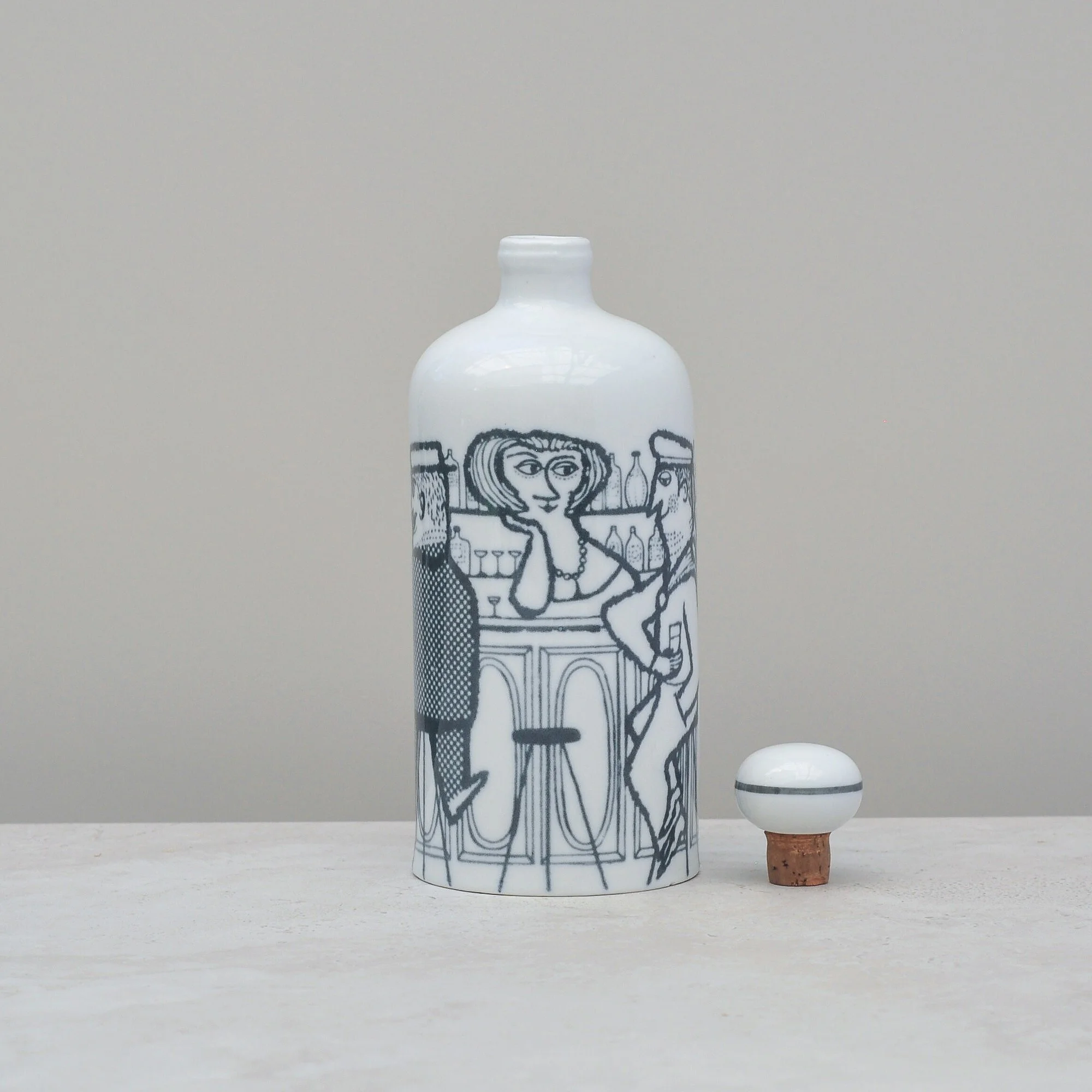 Porcelain stopper detail of mid-century Altenkunststadt German decanter with blue underglaze illustration