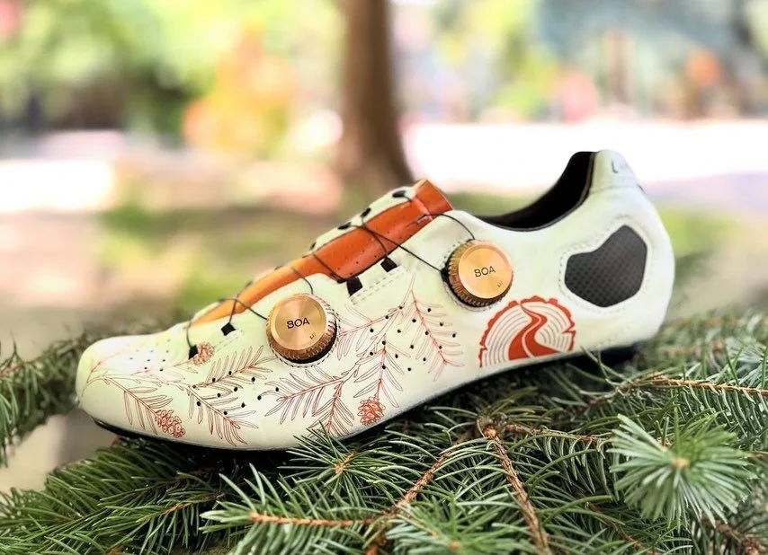@lakecycling_na Lake Shoes have always been our go to shoe at Redwood Cycle House. We&rsquo;re incredibly proud to show what they made for us. From your design to their canvas if you&rsquo;re interested in a pair of custom Lake shoes come by the shop