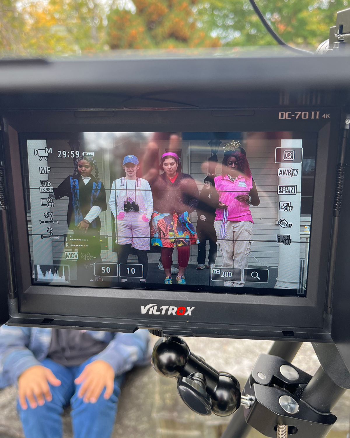 THE WINGED DETECTIVES (2022)