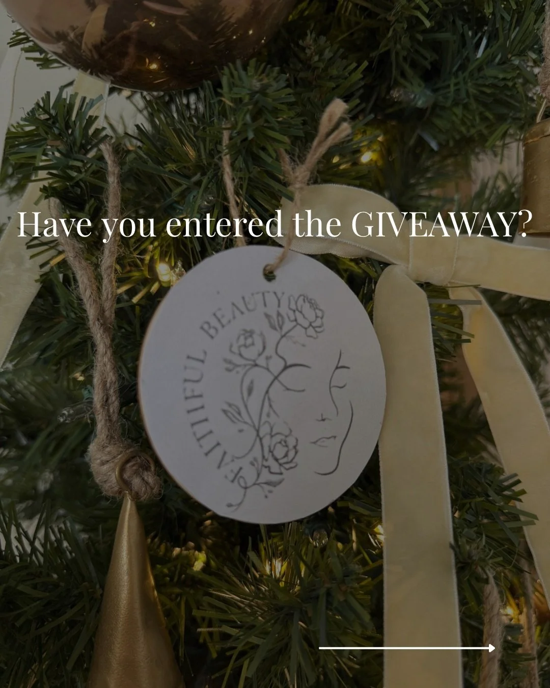 Have you check out this giveaway? 
Check out @reveloxfordcounty page to enter!! ✨