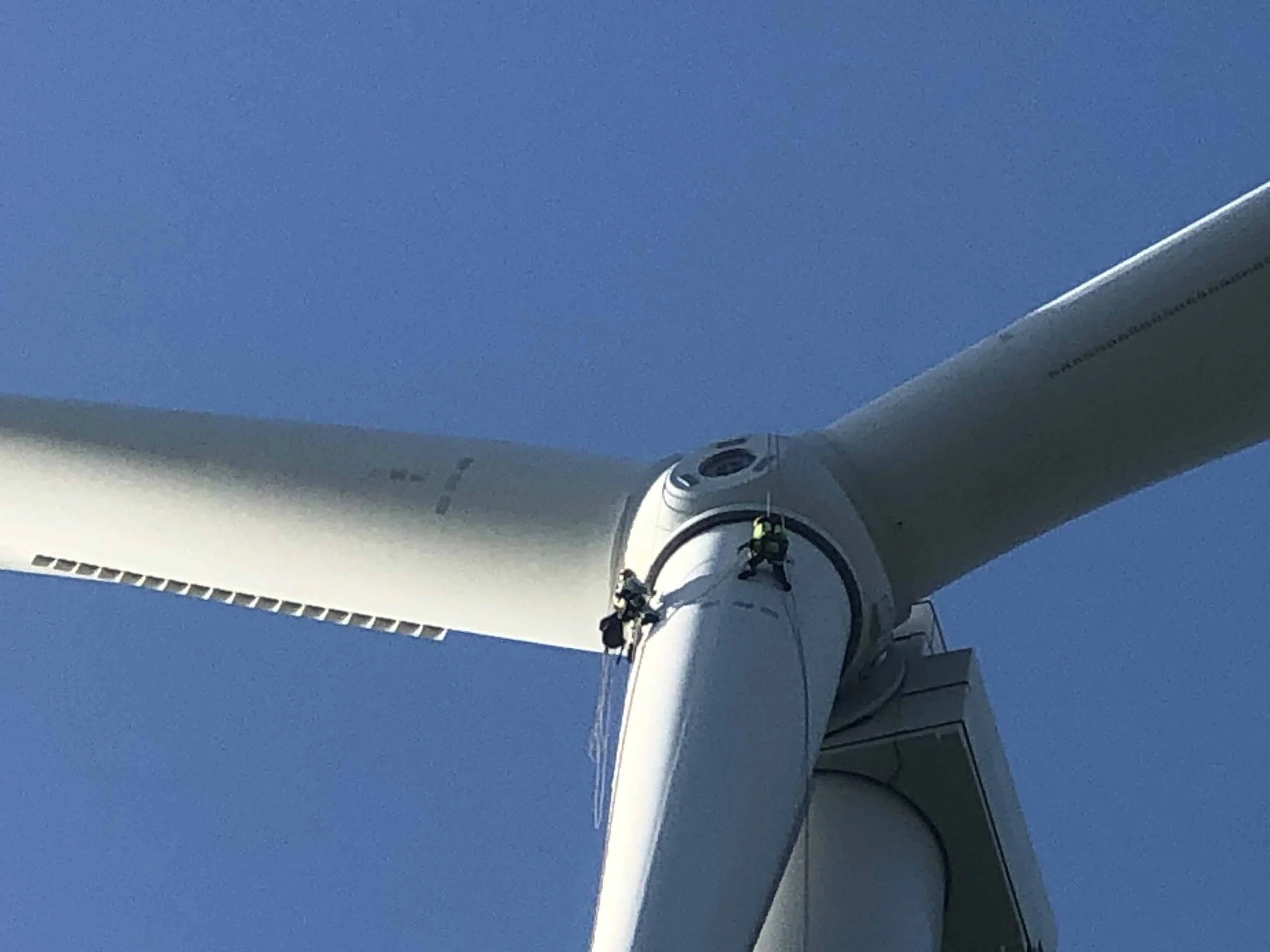 blade access platforms supporting safe and efficient wind turbine blade maintenance.