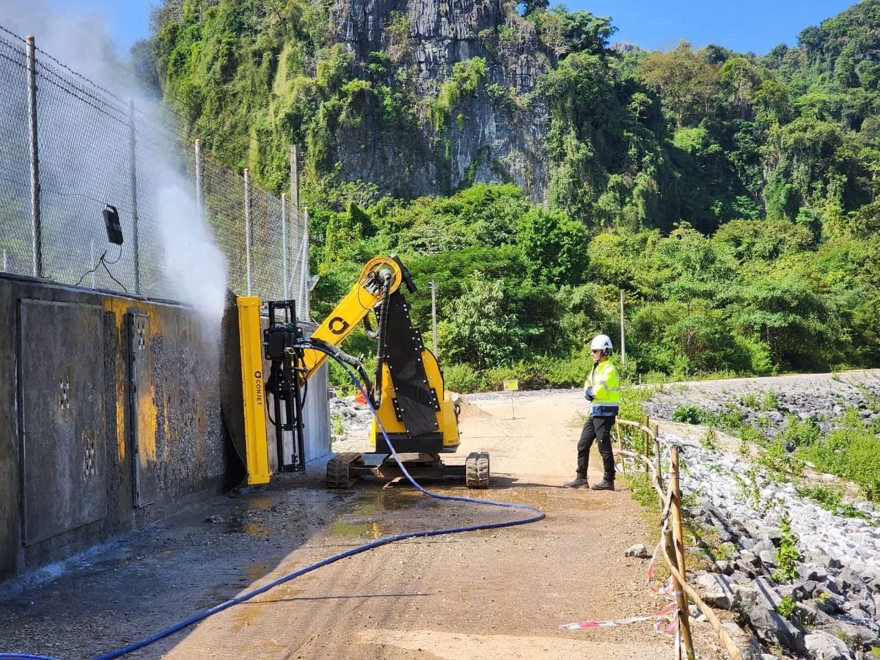 Feature Projects  (17).jpg