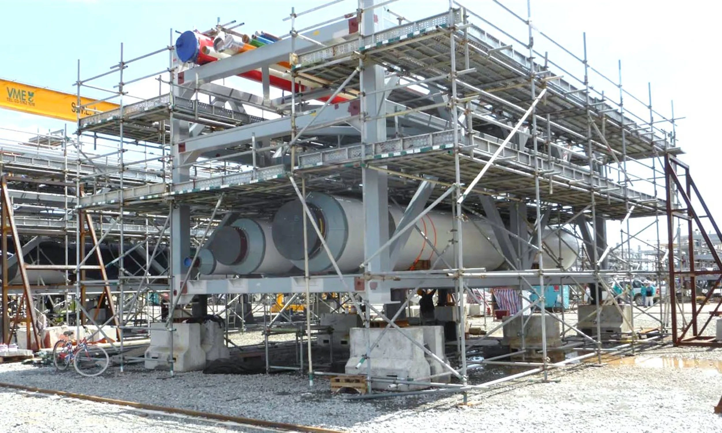 Completed turnkey insulated piping solutions enhancing thermal performance and long-term asset protection for LNG plants.