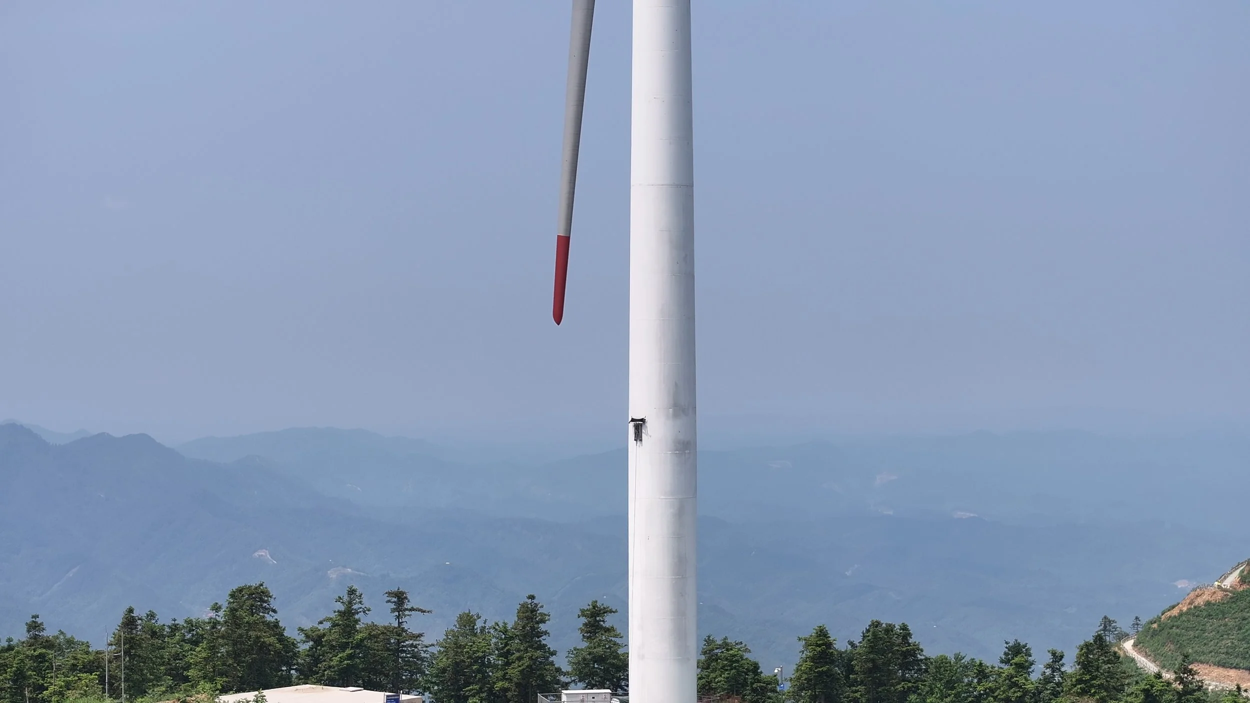 Performed robotic surface preparation and coating application on wind turbine towers, ensuring consistent quality and enhanced safety.