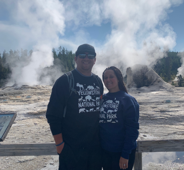 couple-steam-formations-yellowstone.jpg