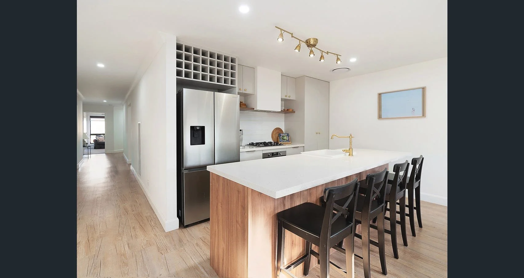 Kitchen 1.jpg