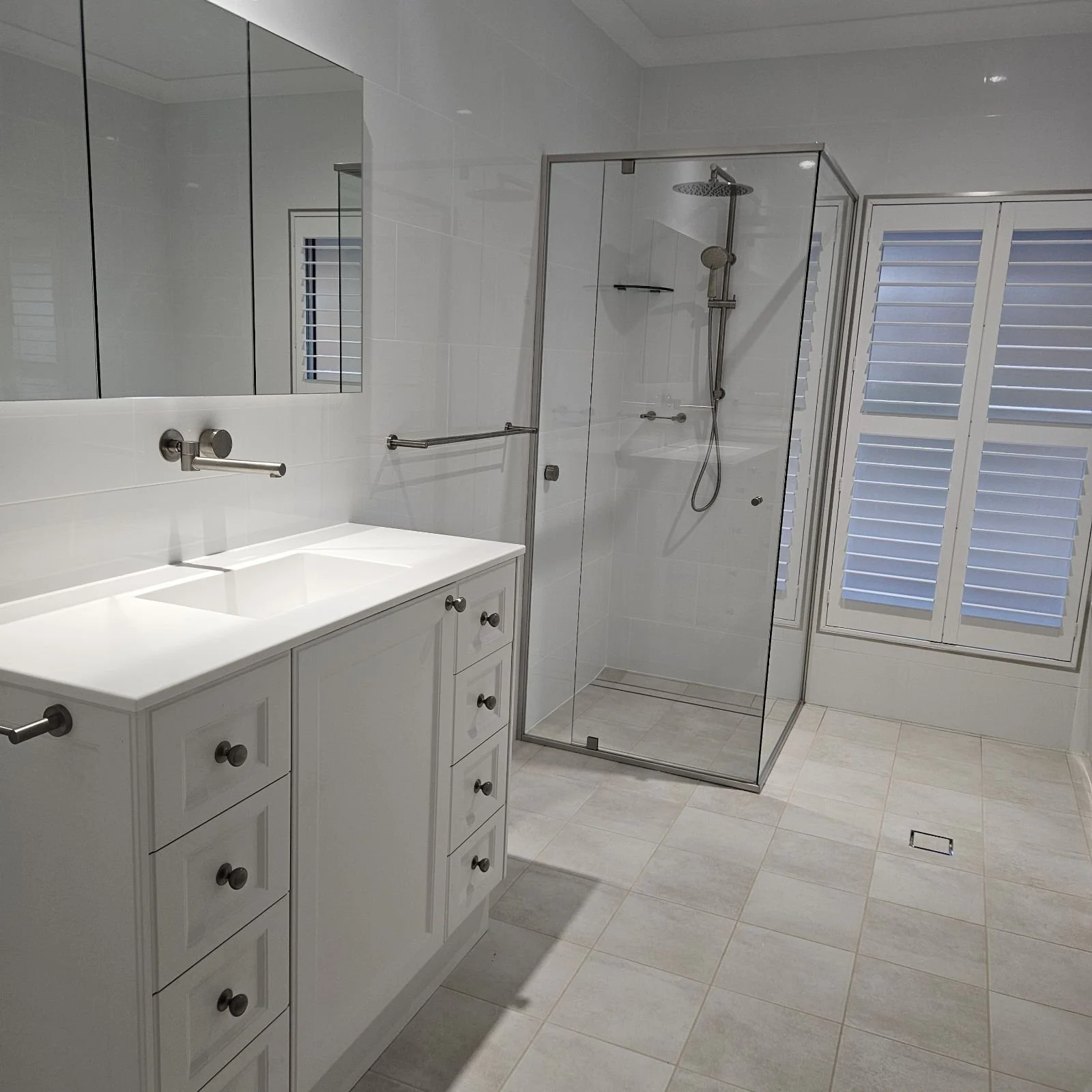 bathroom (3).jpg
