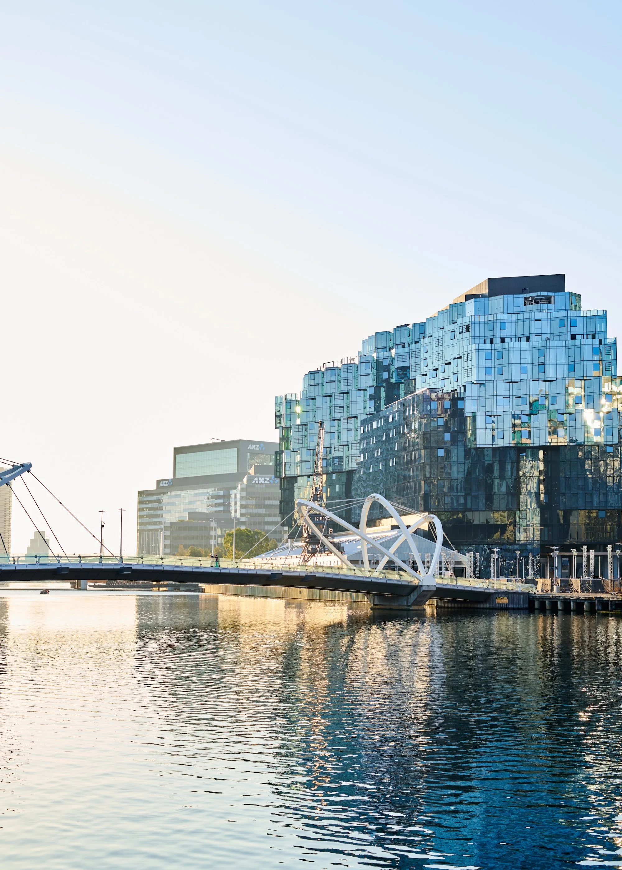 1_Hotel_Mel_walk_about__080 copy.jpg