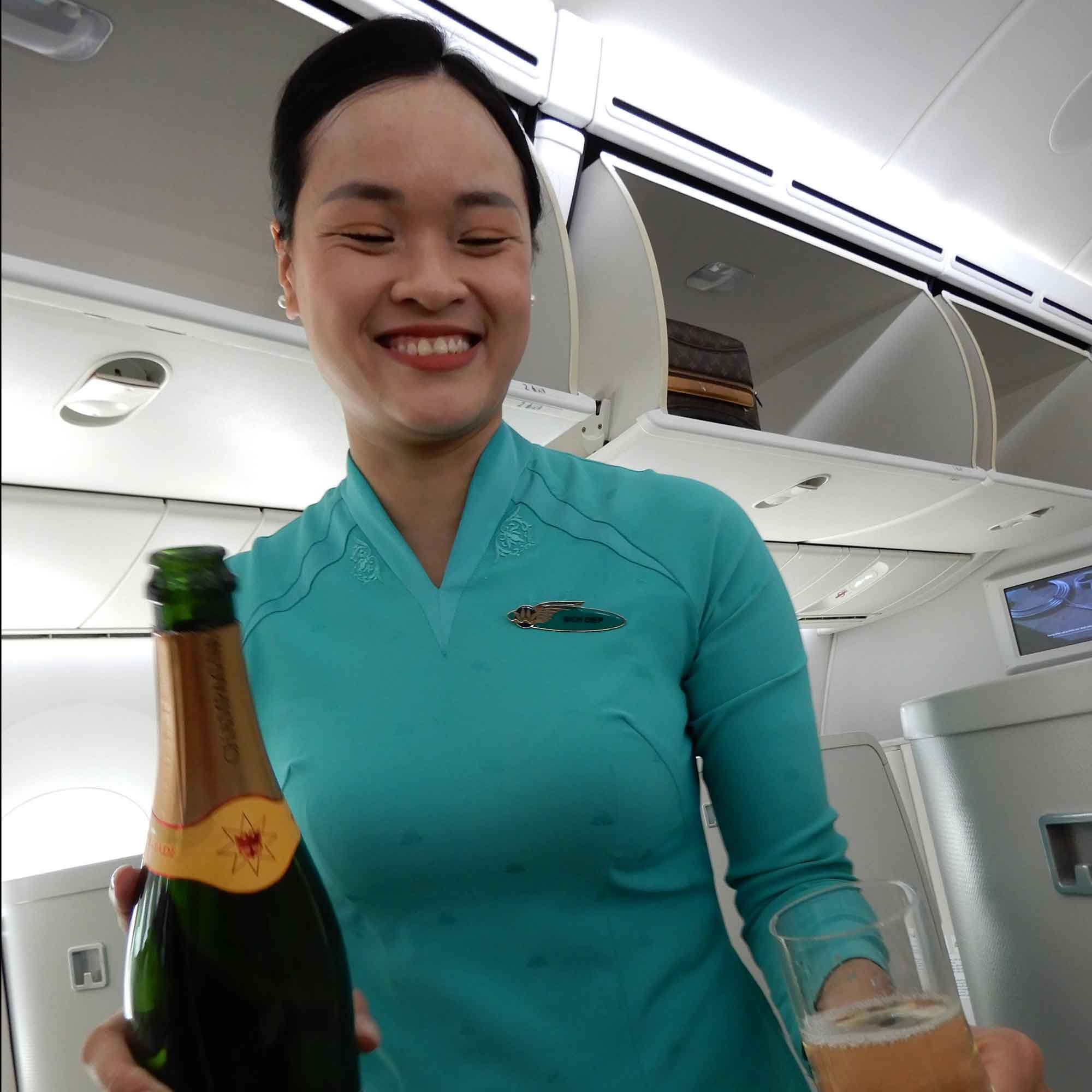 Vietnam Airlines